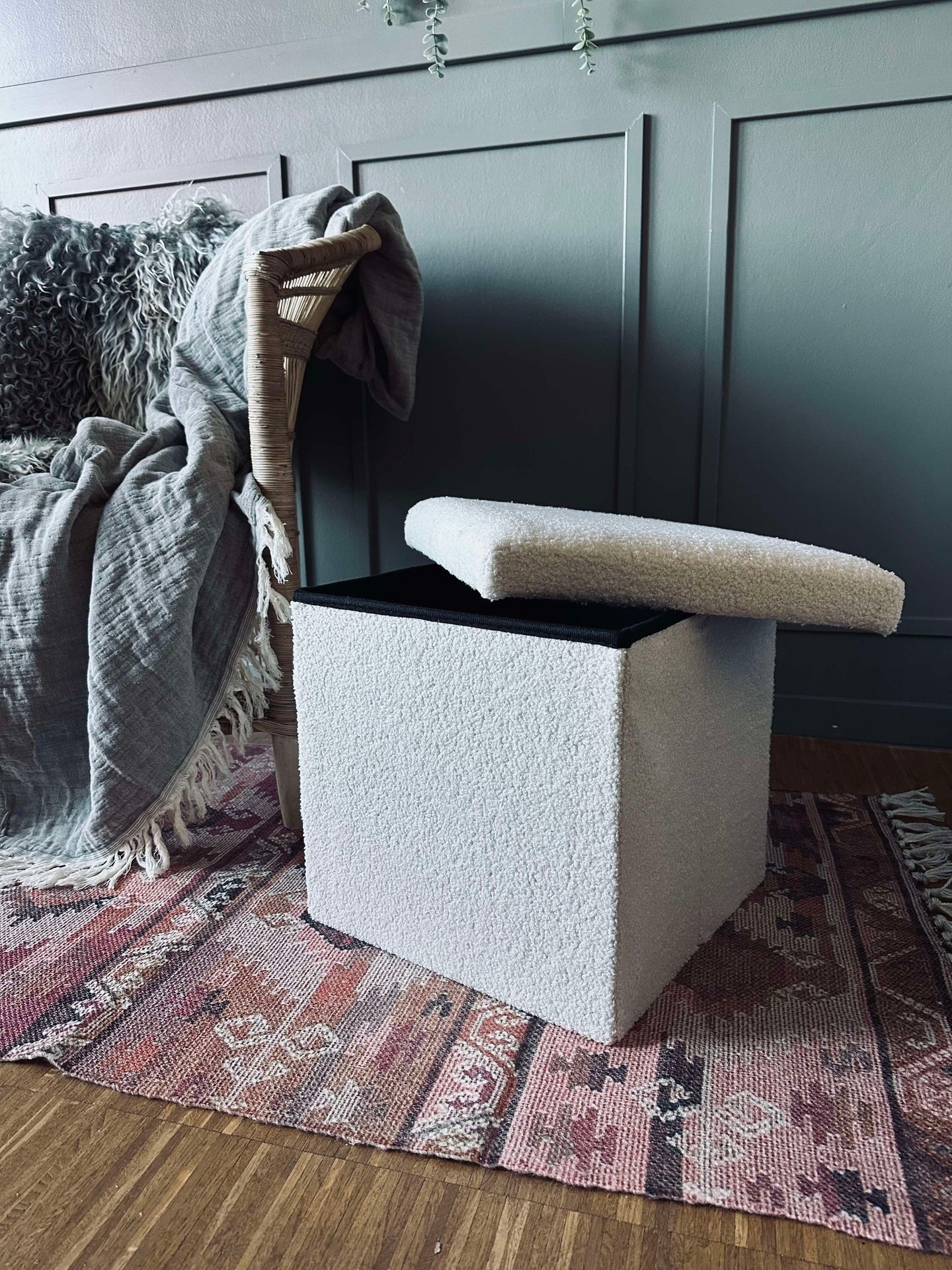 Boks med lokk - Hvit