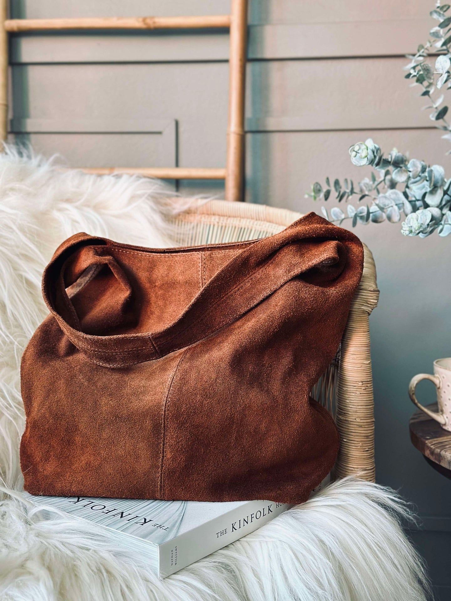 Shopper mørk cognac ruskinn