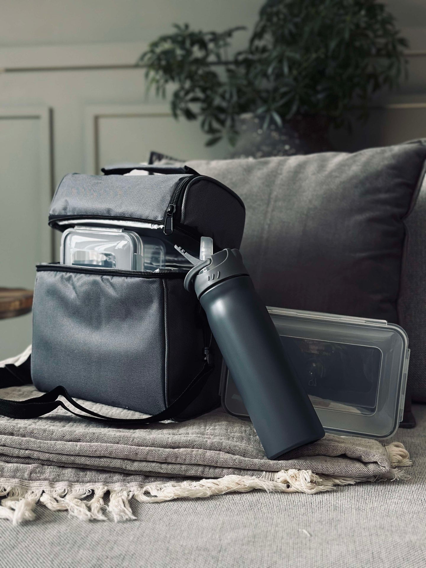 Kjølebag med innhold - Grey