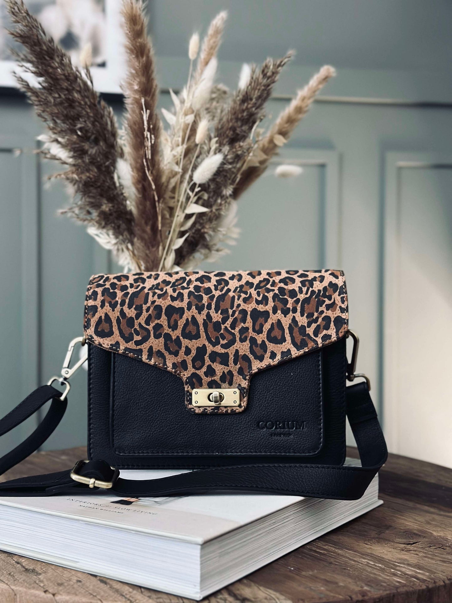 Crossover boxbag - Dark leopard