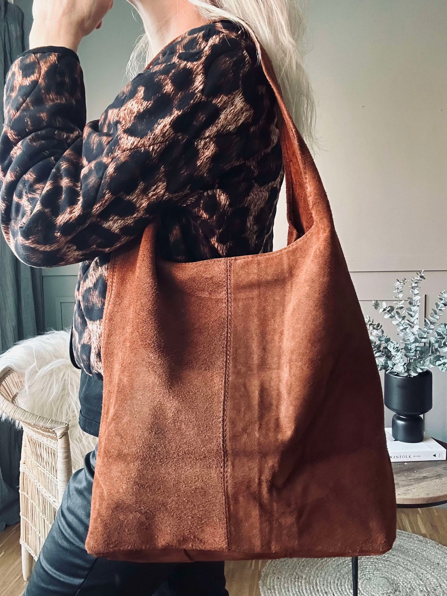 Shopper mørk cognac ruskinn