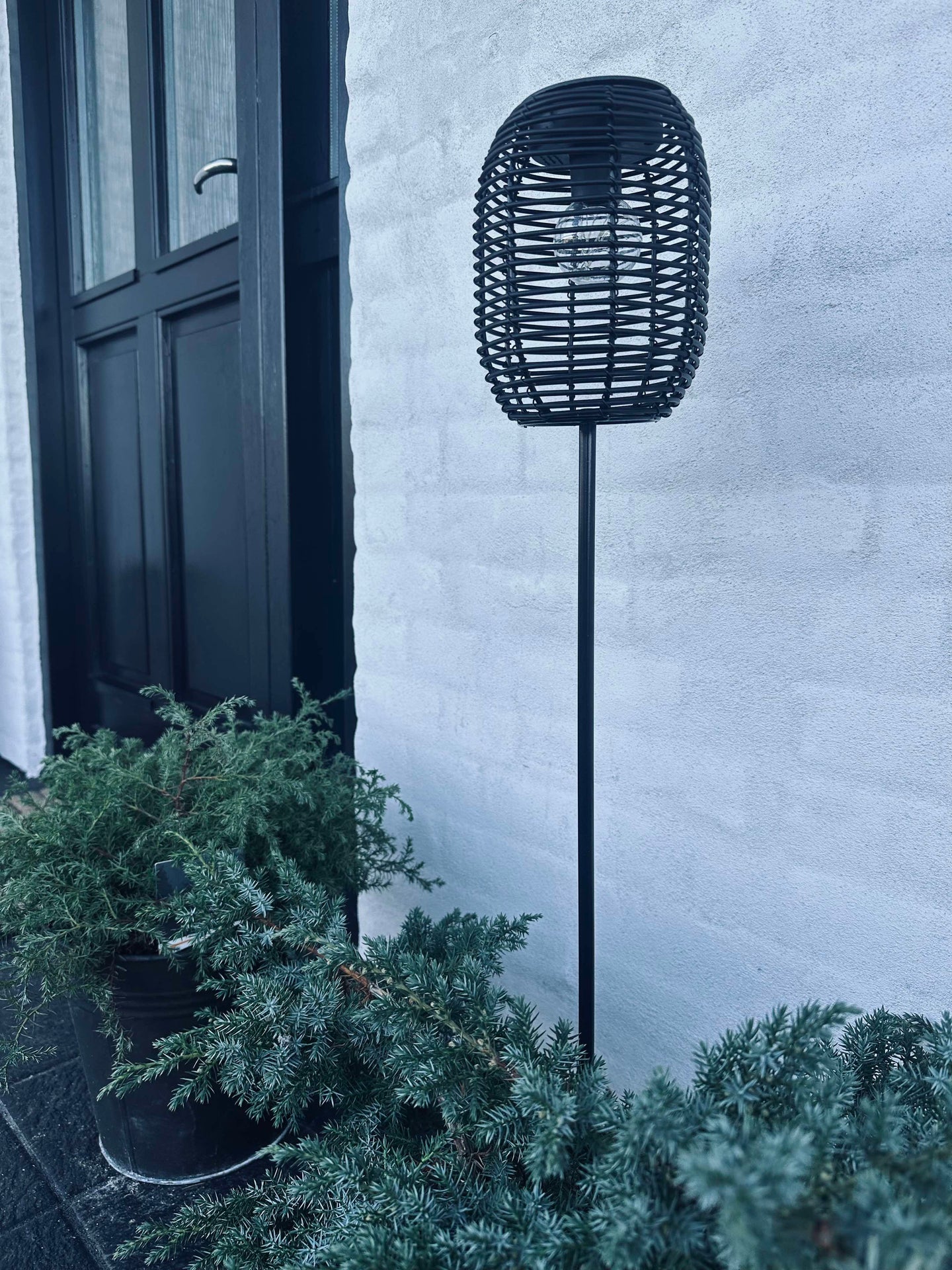 Lykt på spyd Black - Solar
