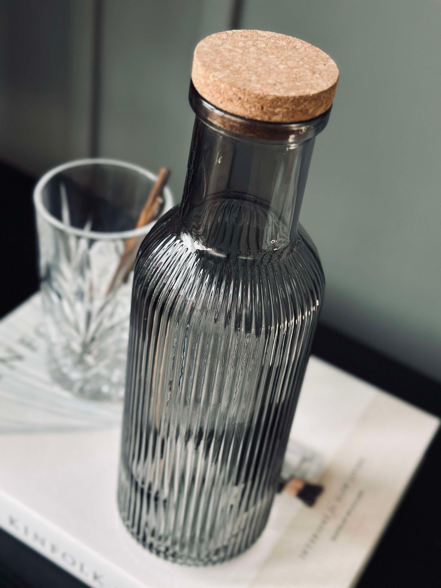 Vannflaske med korkpropp – Stone 1 ltr.