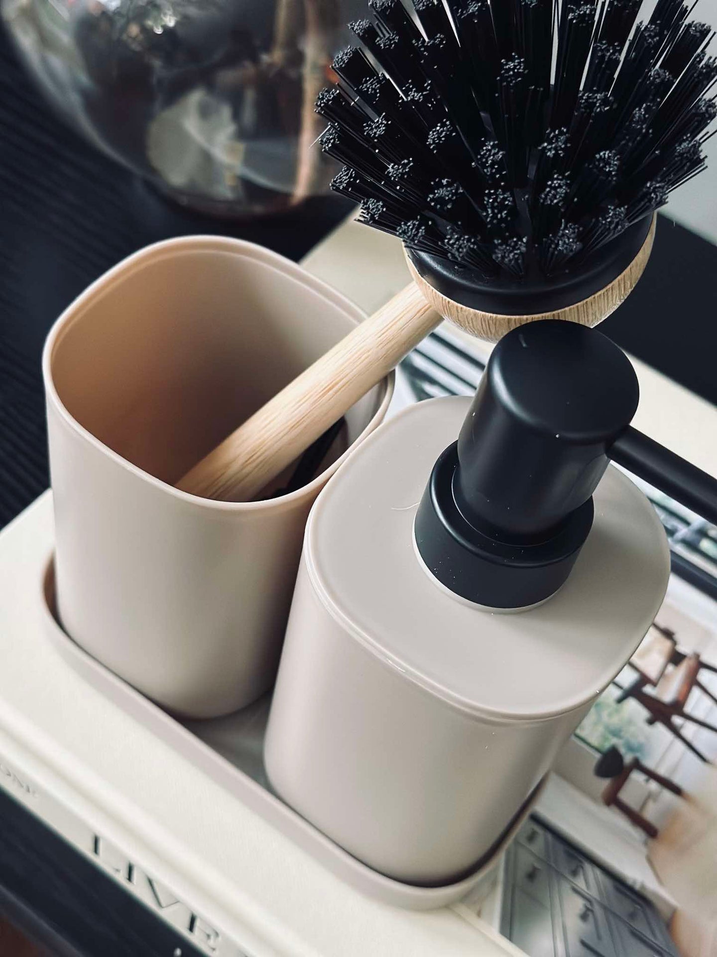 Dispensersett i beige - Sett med 3 deler