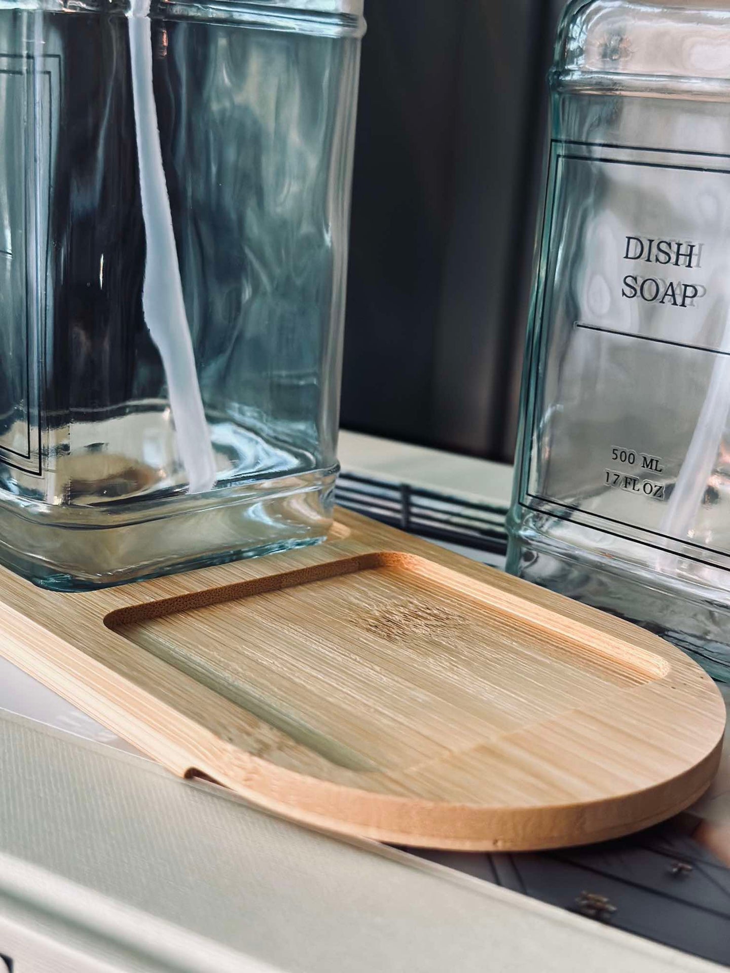 Såpedispenser 2 stk. med brett - Klar