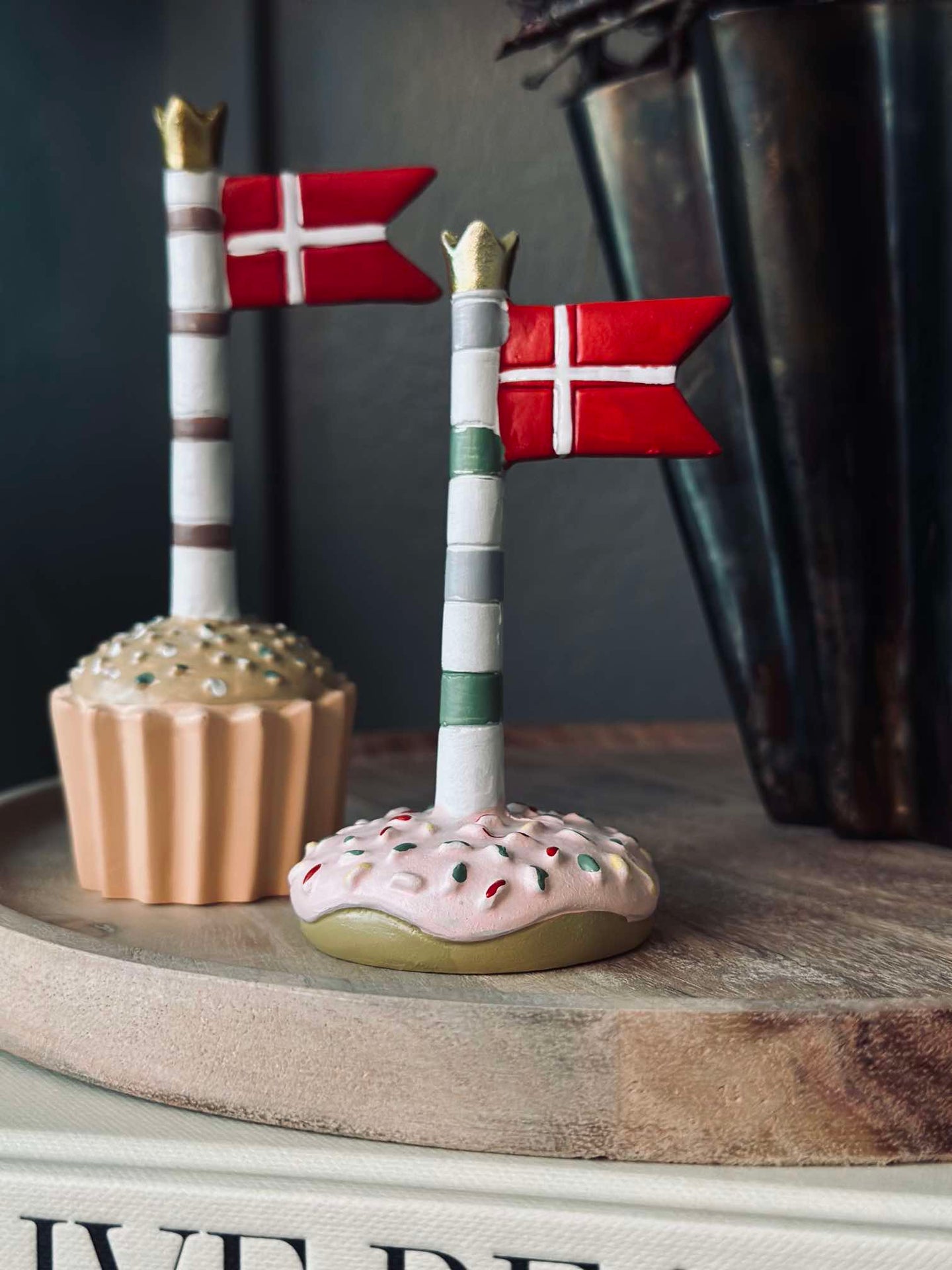 Flagg til bursdag - 2 stk.