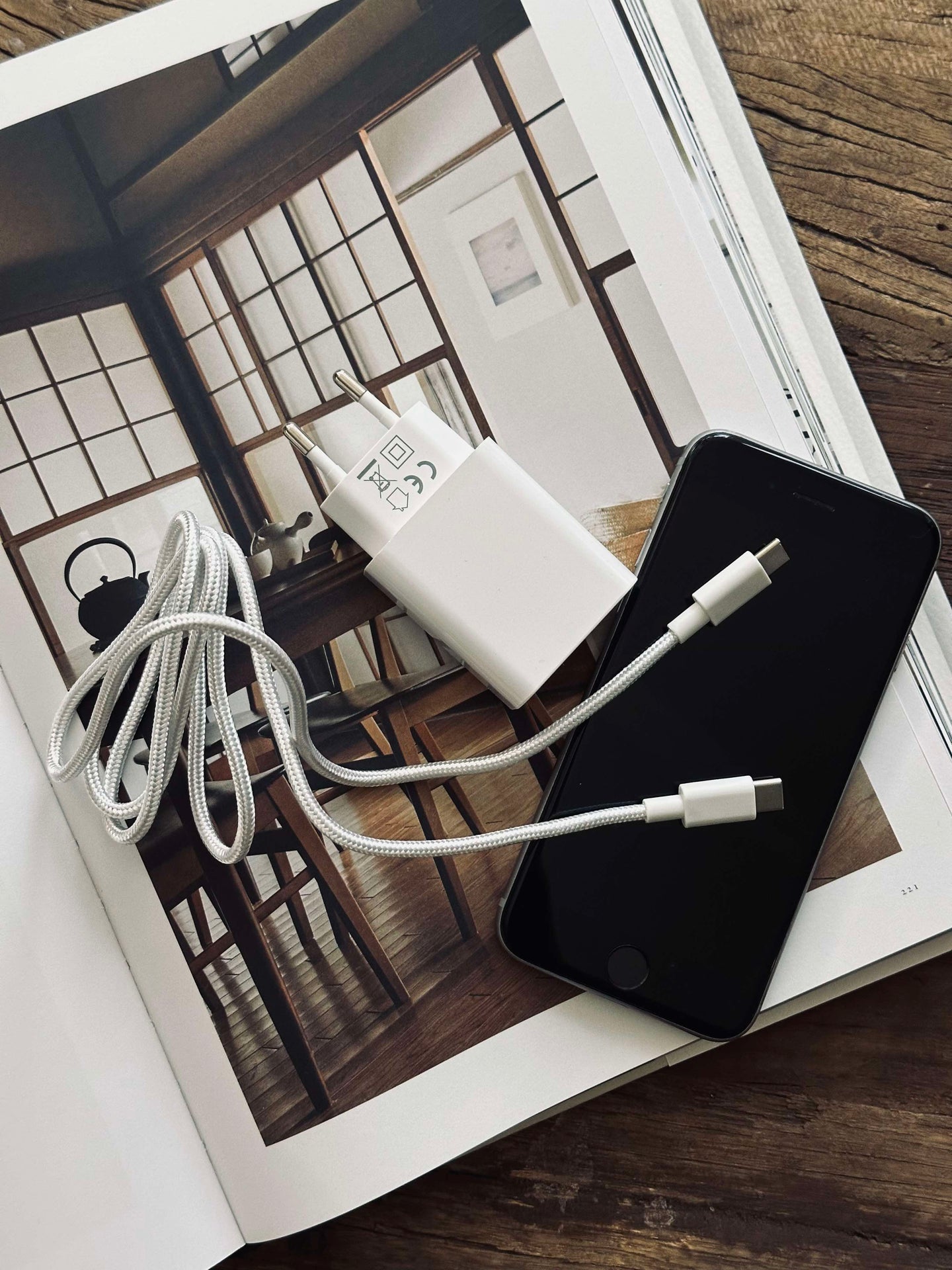 Lader USB-C + 1 m nylonkabel: USB-C til USB-C