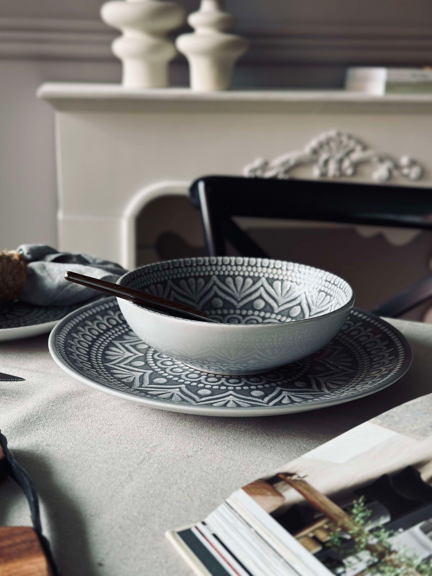 Tallerken India Stonewear 27cm - Grå