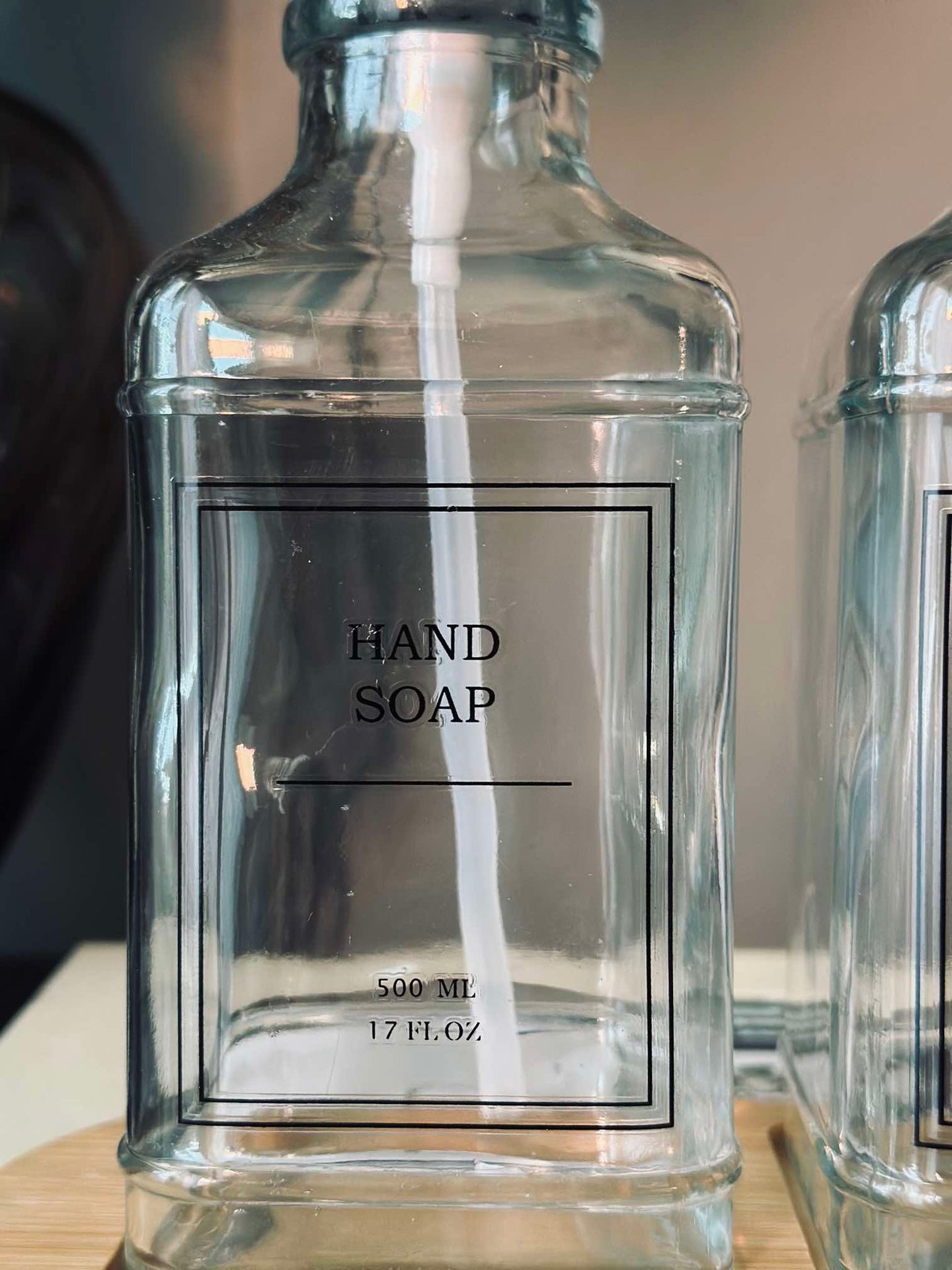 Såpedispenser 2 stk. med brett - Klar