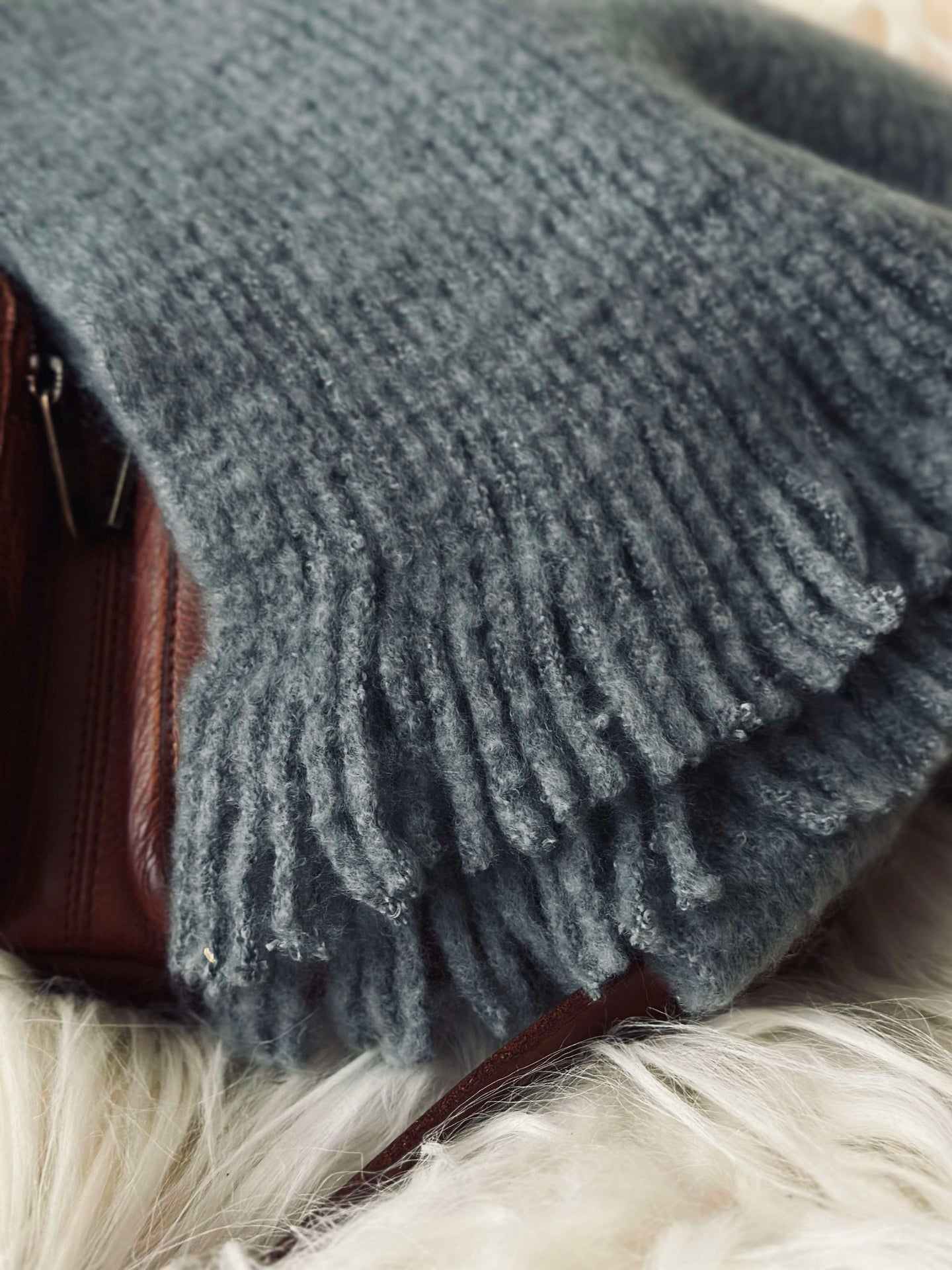 Grått skjerf - Supermykt