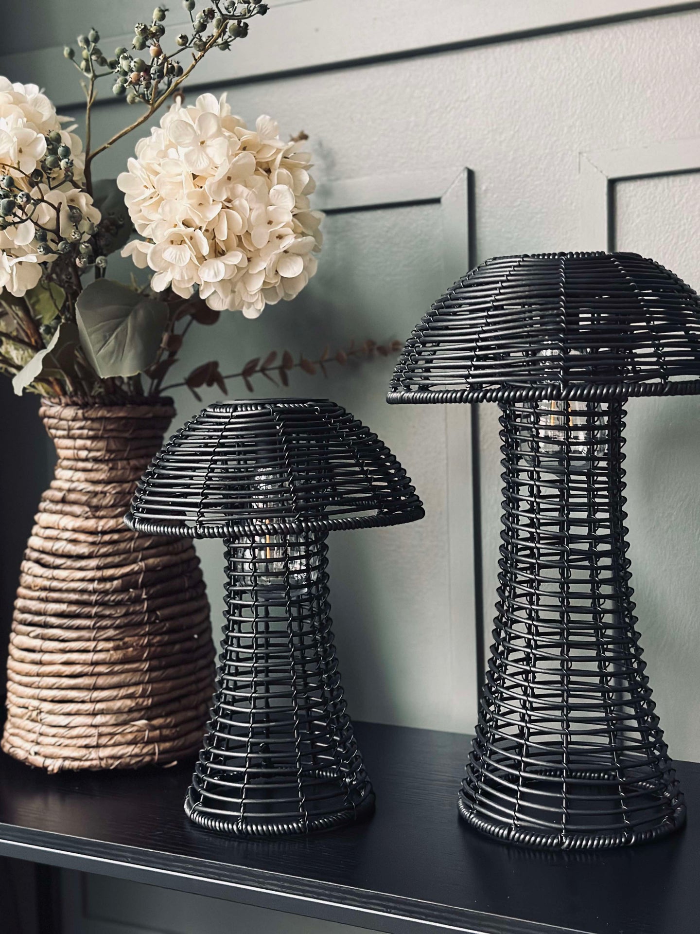 Mushroom Solar - Black Large