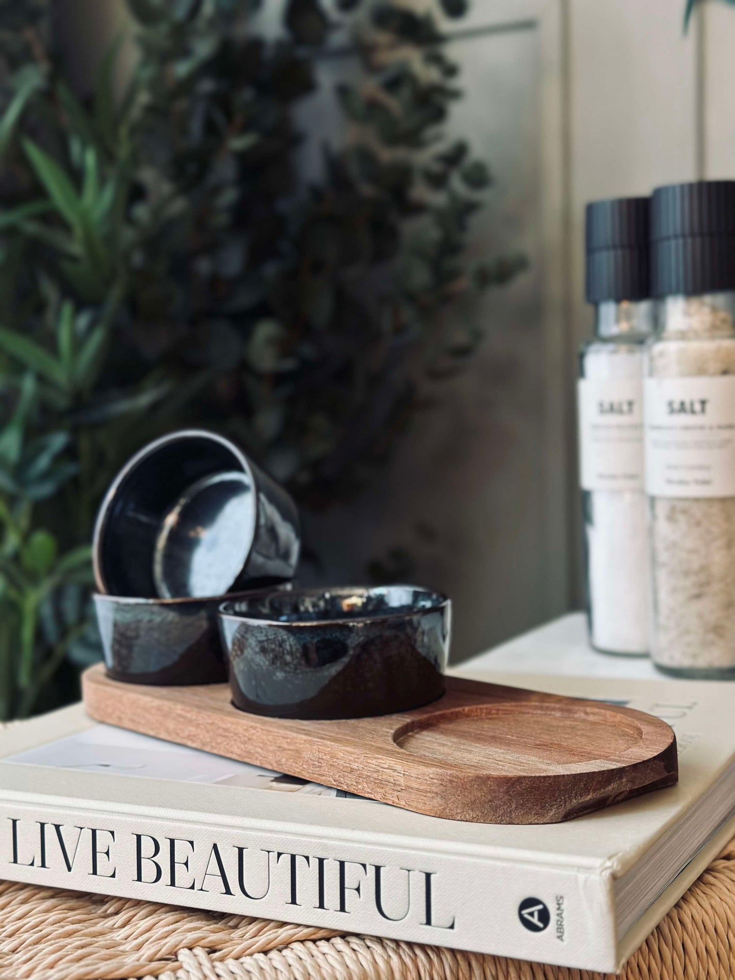 Tapas sett med 3 boller og fat - Steingods miks