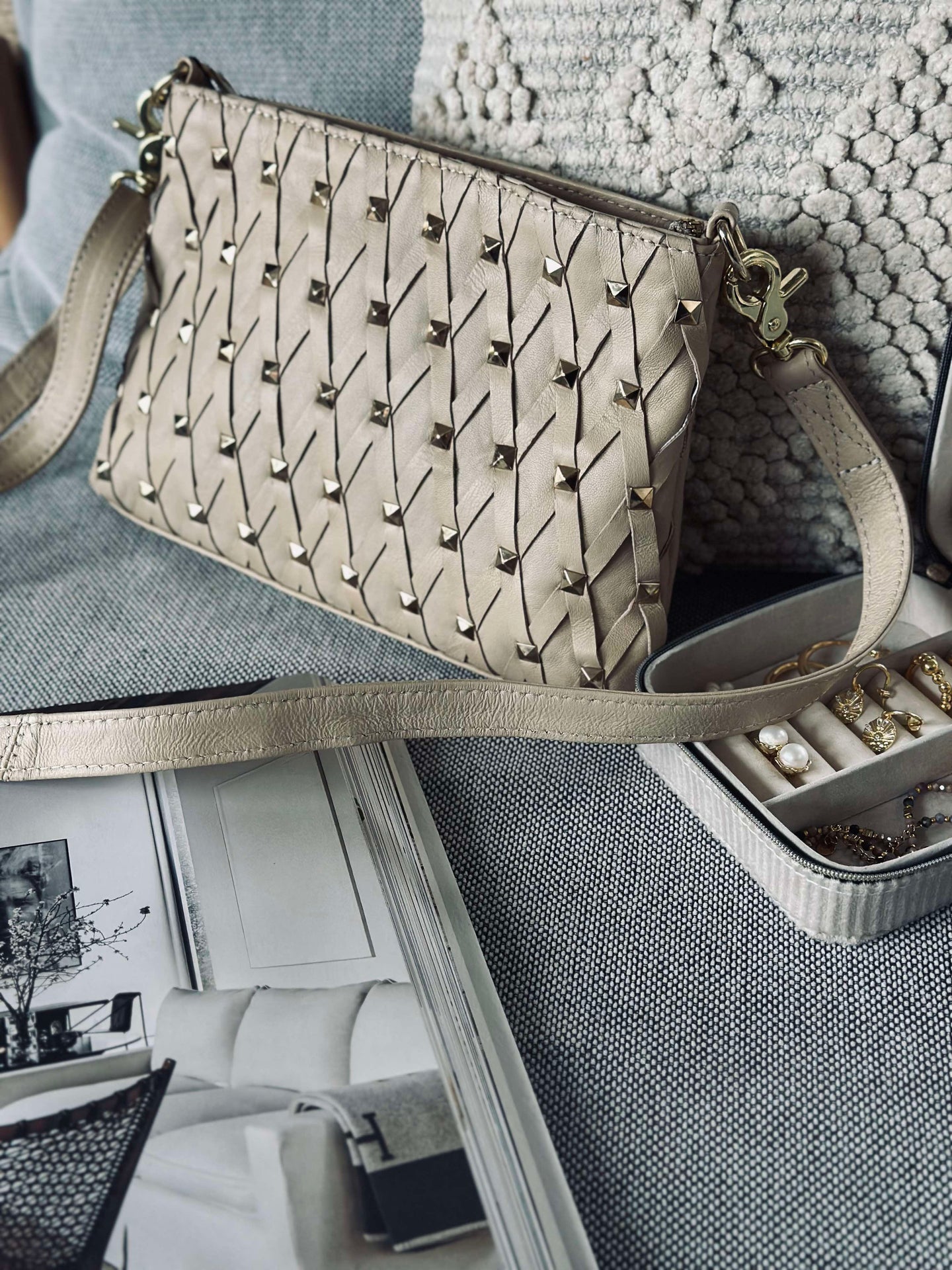 Clutch Vanila gold