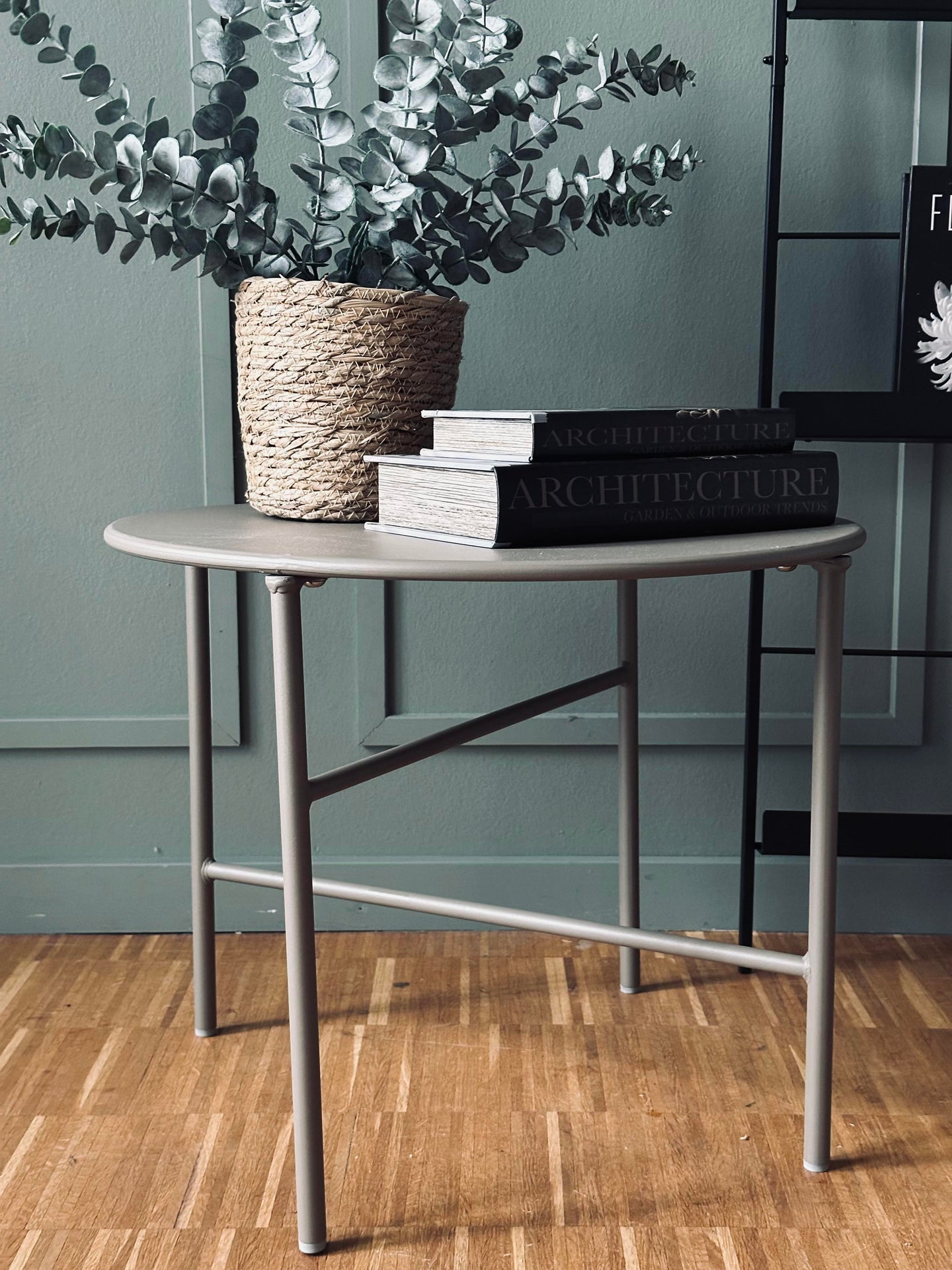 Bord til inne og ute – Beige Dia 50 cm