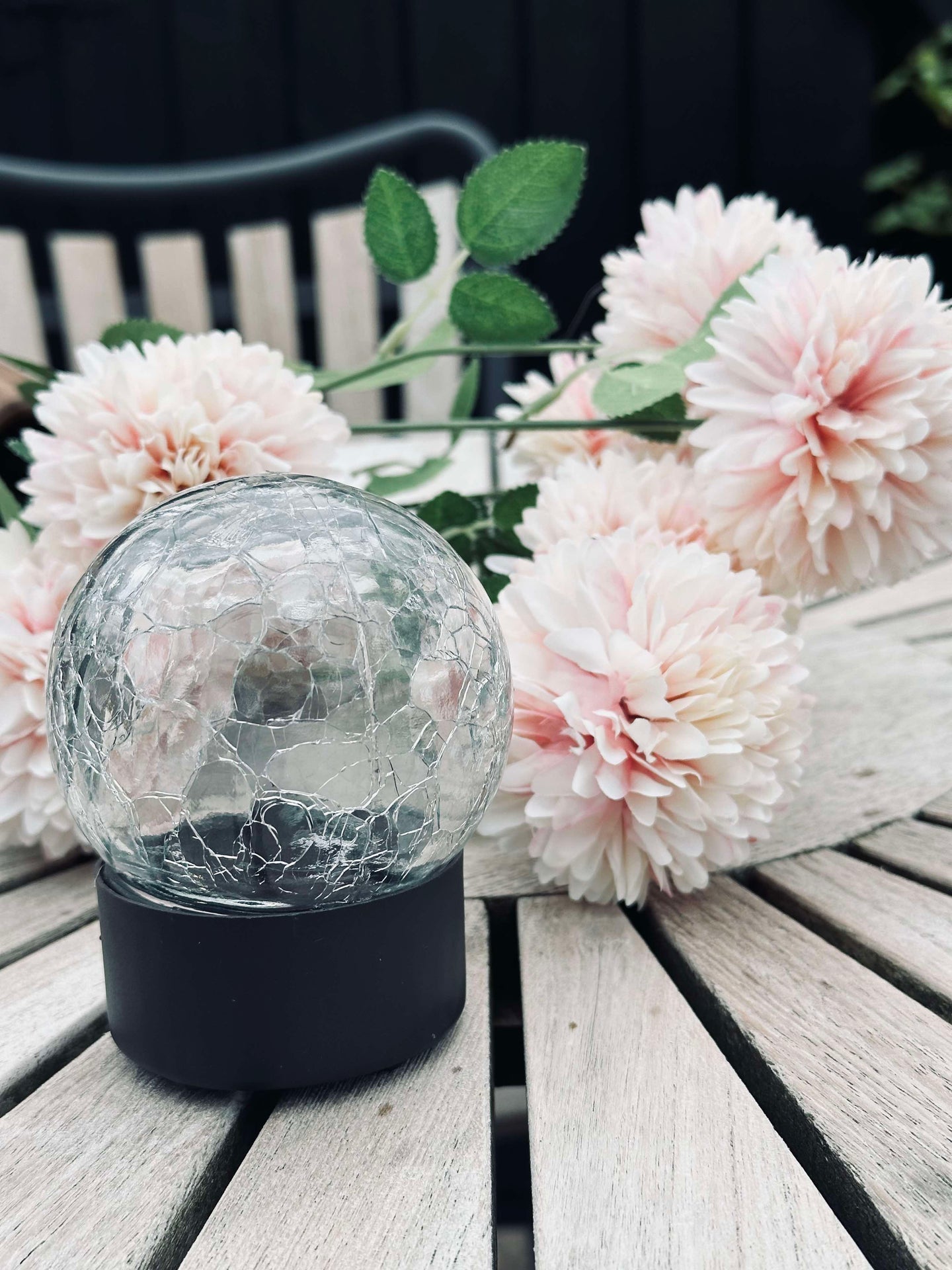 Solcelle glasskule - Svart fot