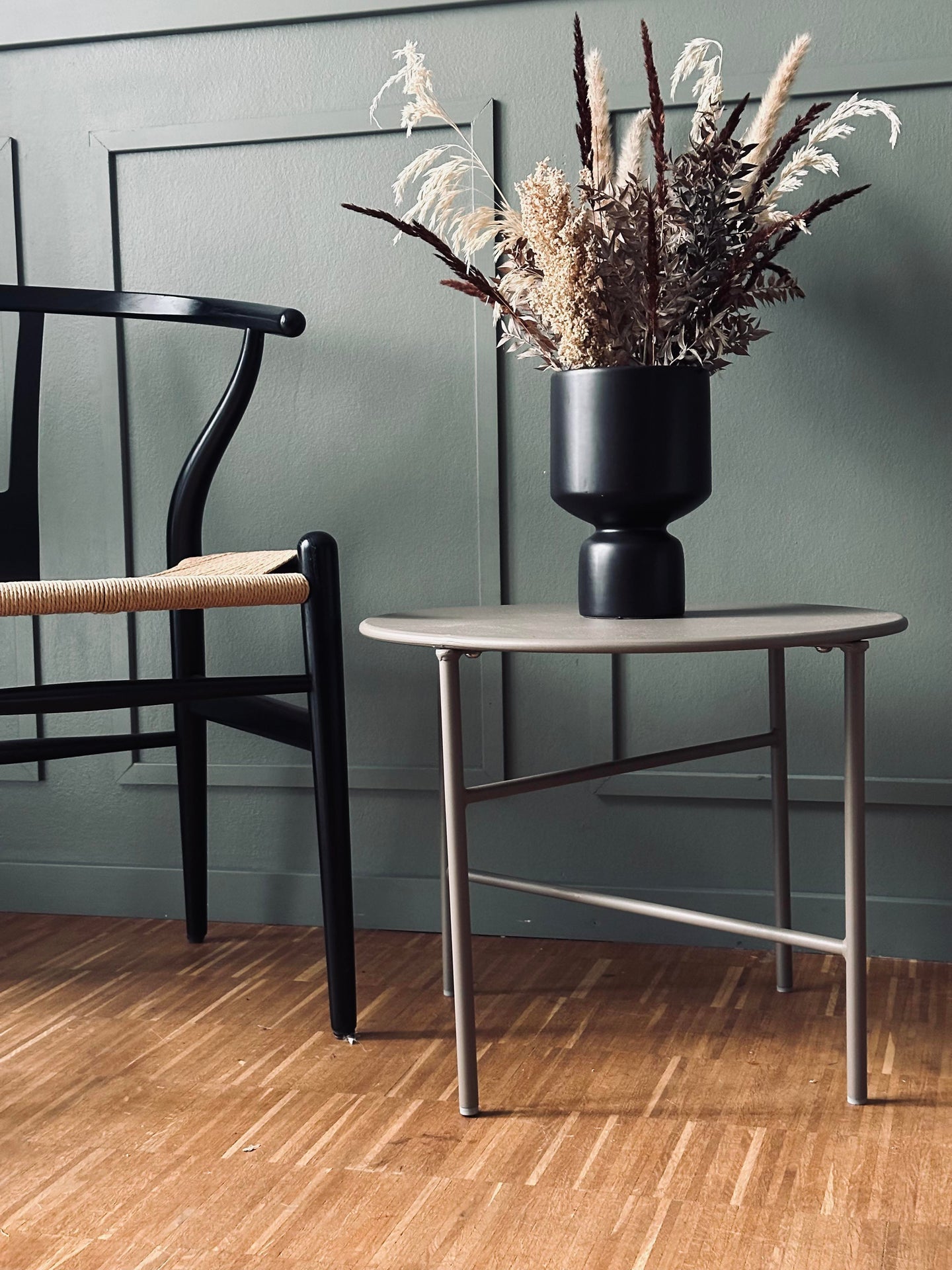 Bord til inne og ute – Beige Dia 50 cm