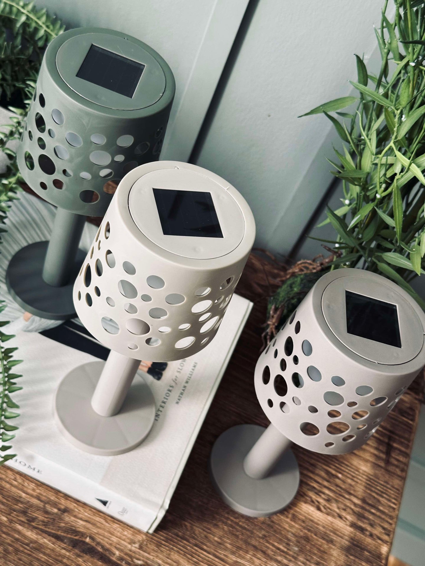 Bordlampe med solceller - Lys beige