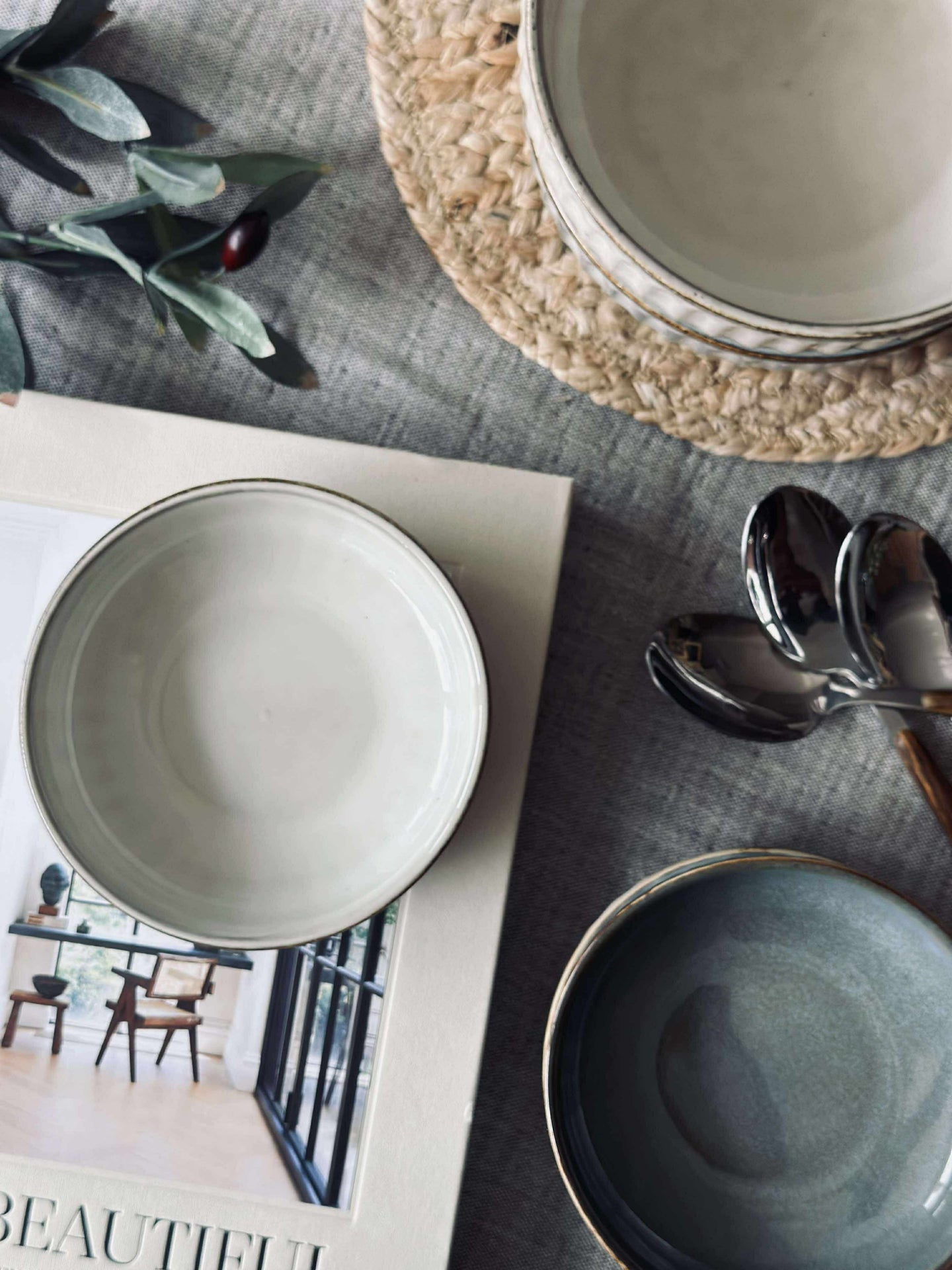 Skål VIGA stripet steintøy - Sand 12cm