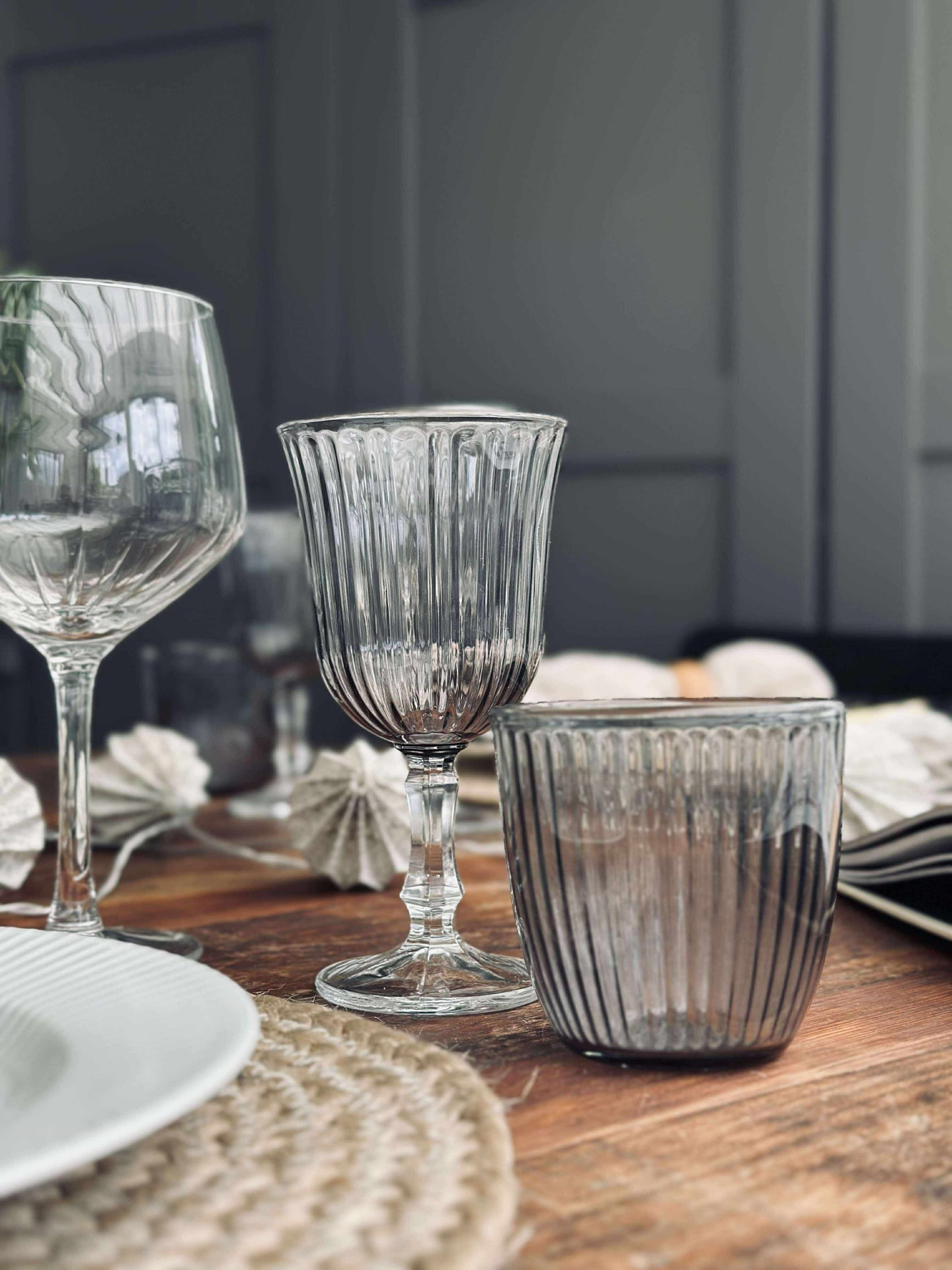 Vannglass grey