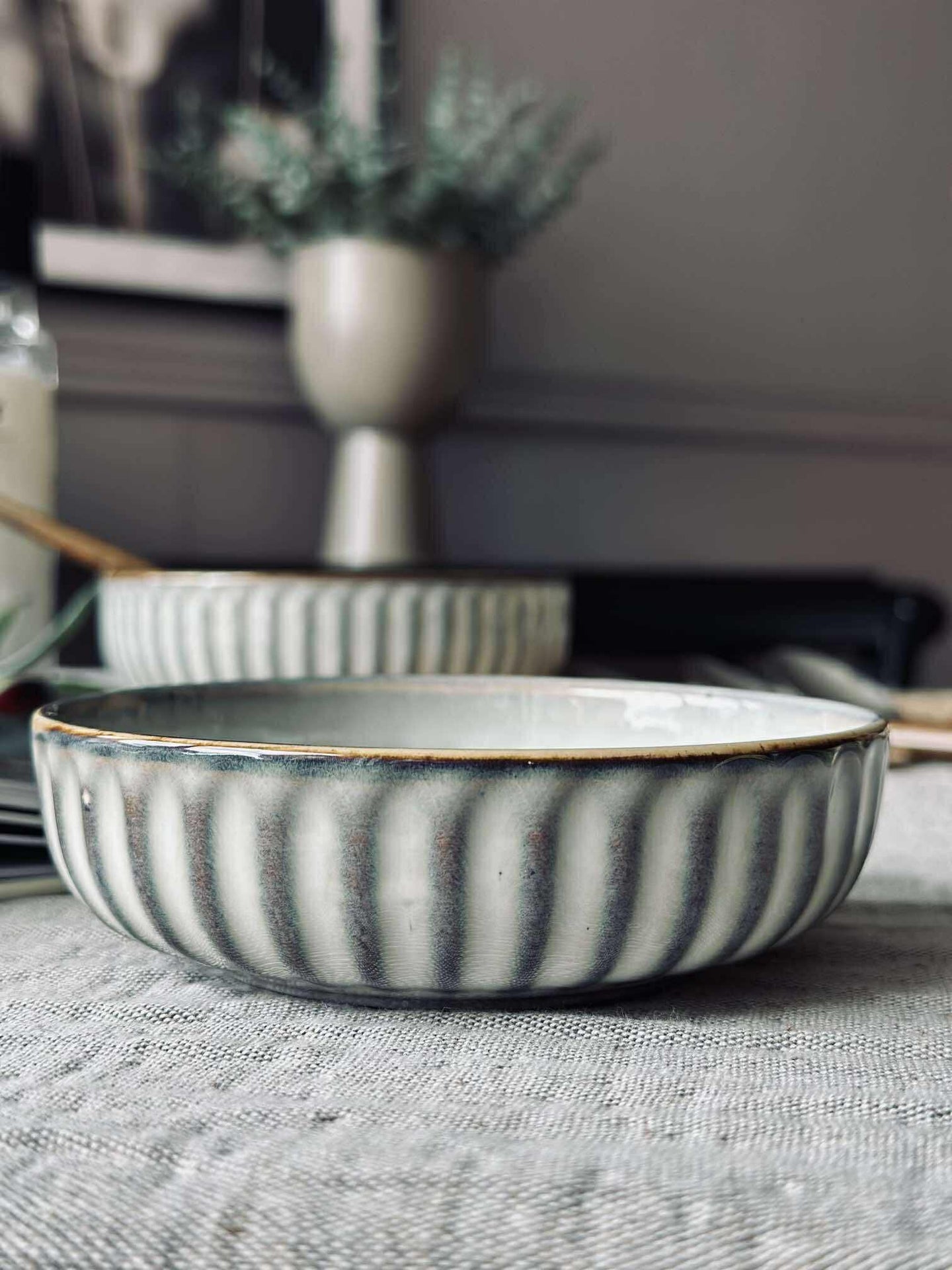 Bolle VIGA stripet steintøy - Grå 12cm