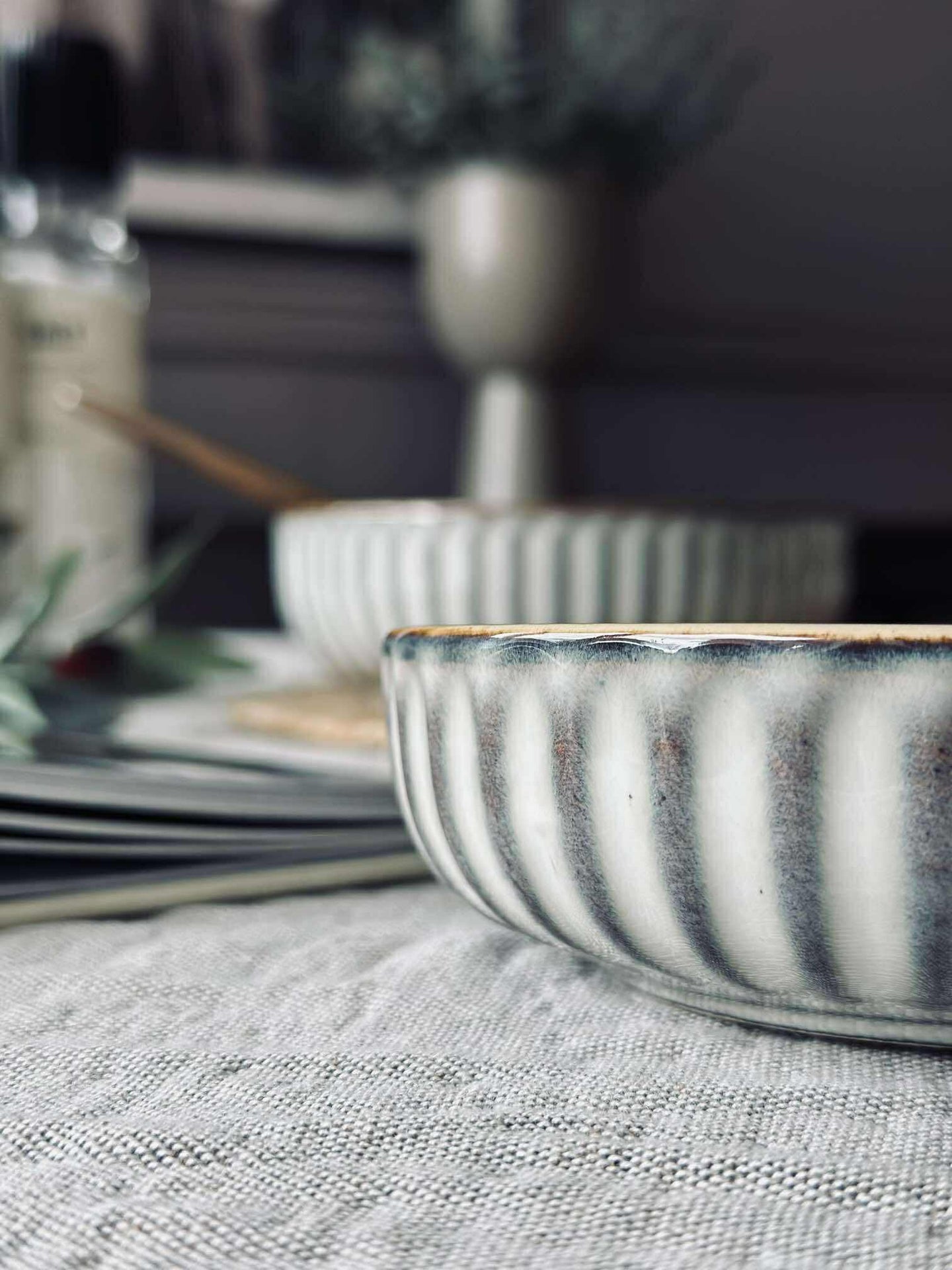 Bolle VIGA stripet steintøy - Grå 12cm