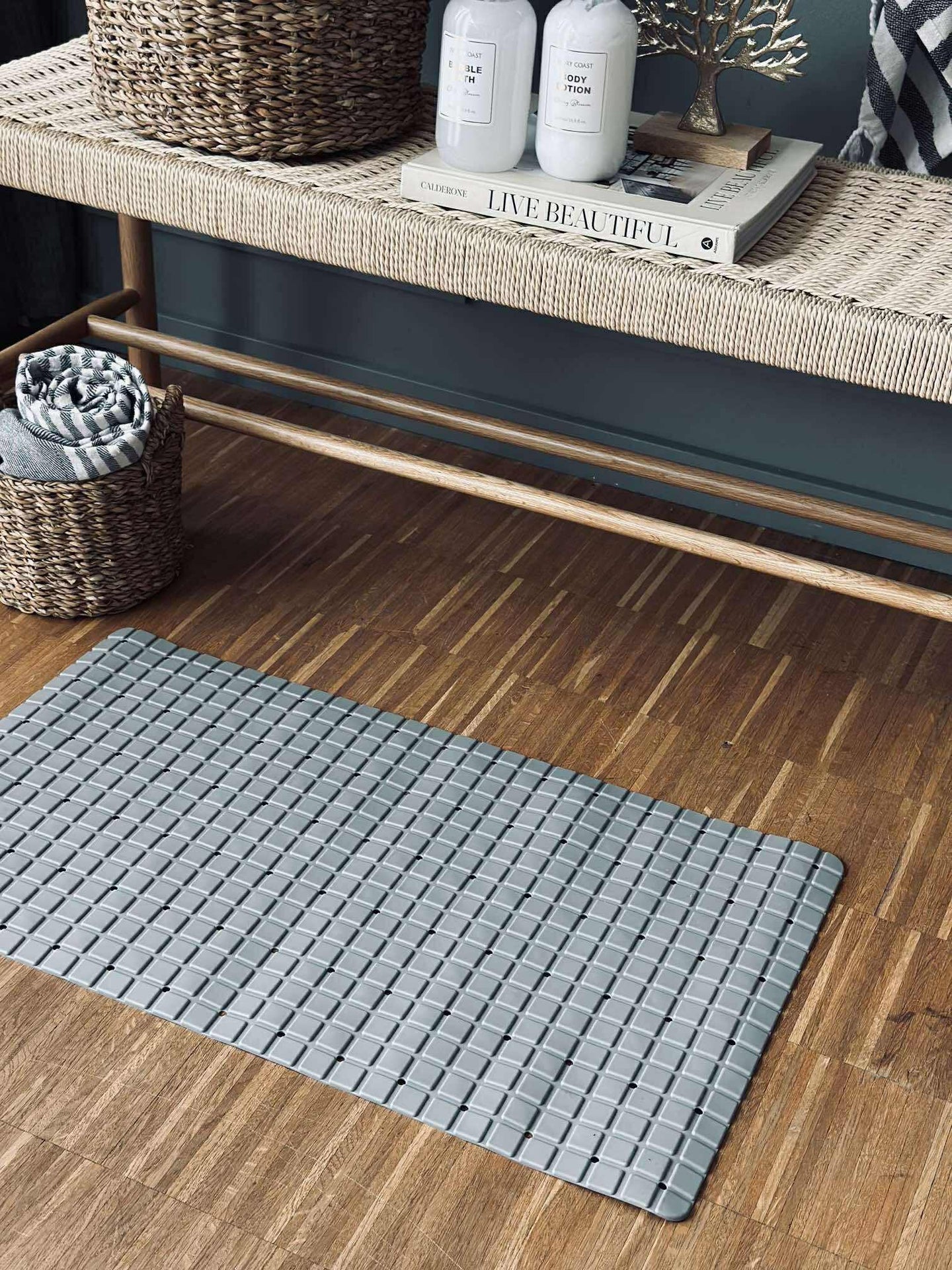 Badematte SKLISIKKER 69x39 - Grå