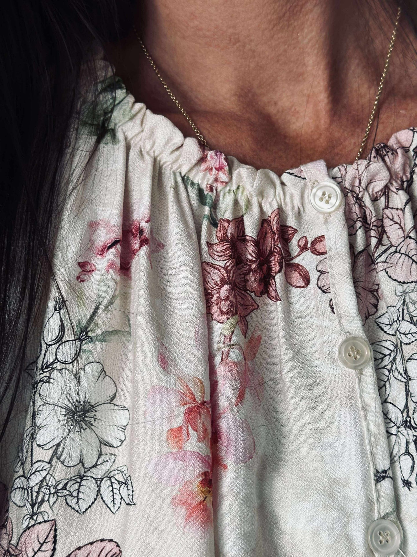 Topp Anika Rose flower