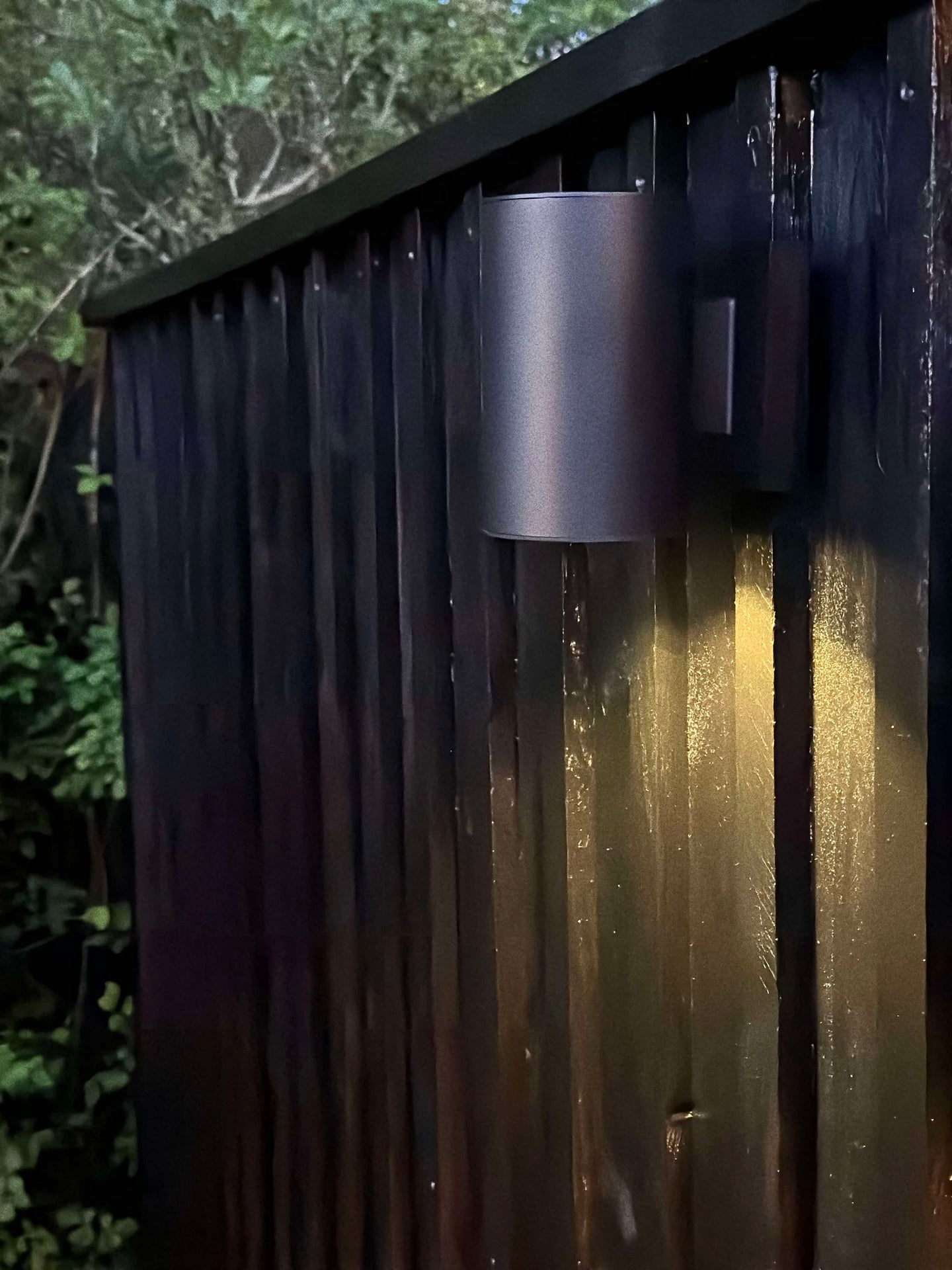 Vegglampe med solceller