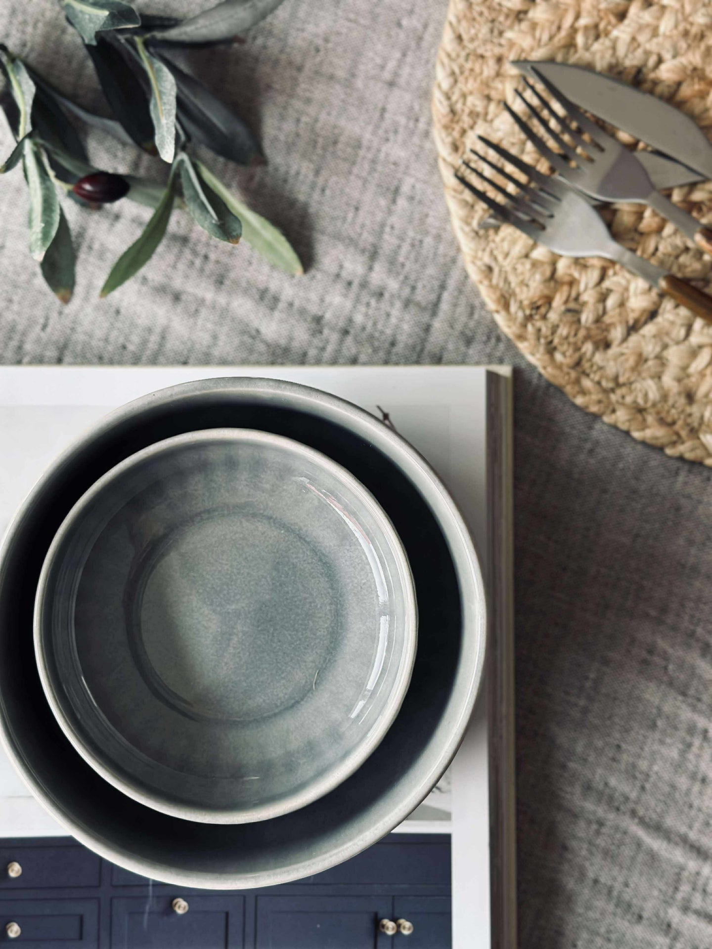 Bolle VIGA stripet steintøy - Blå 12cm