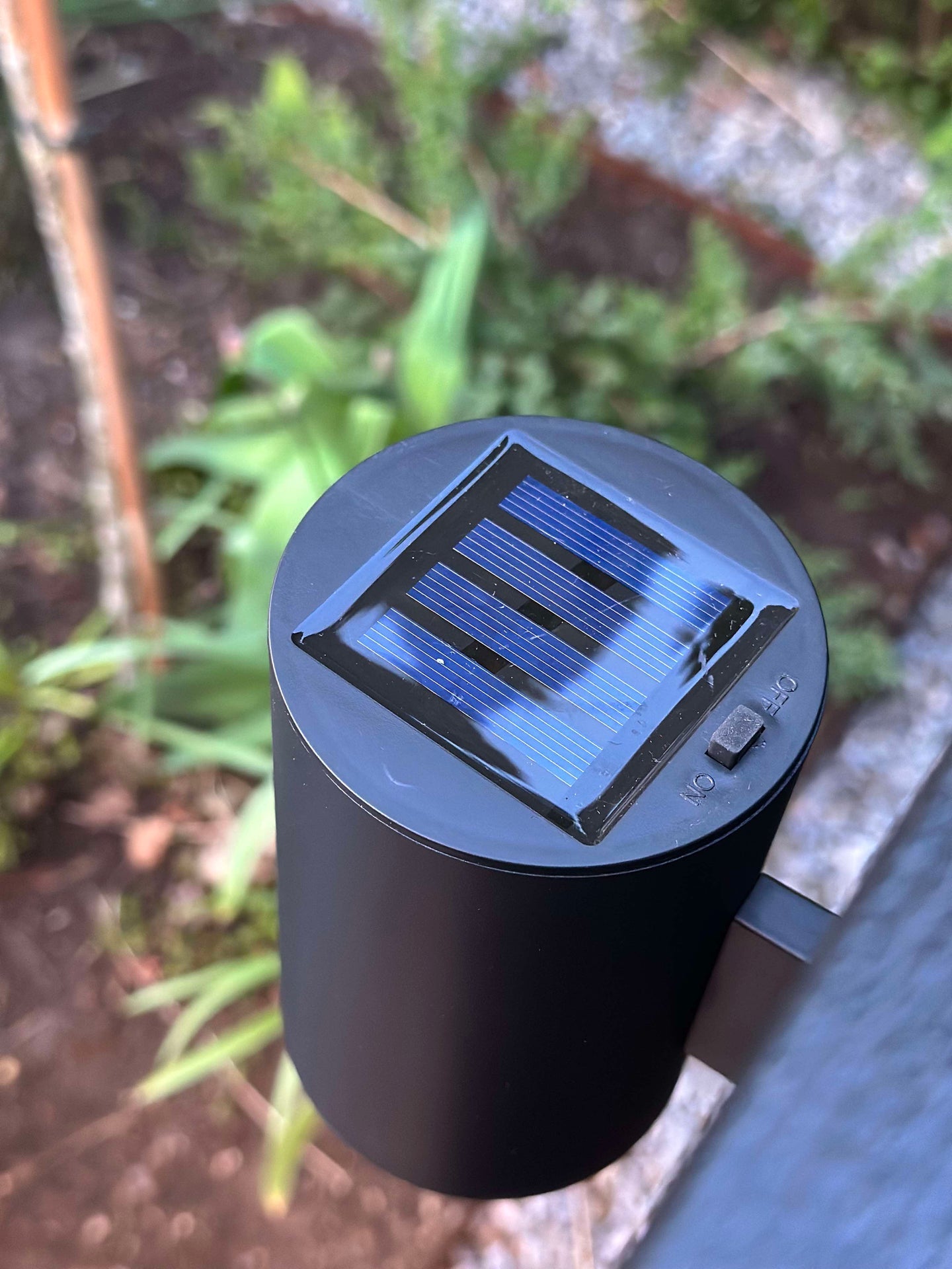 Vegglampe med solceller