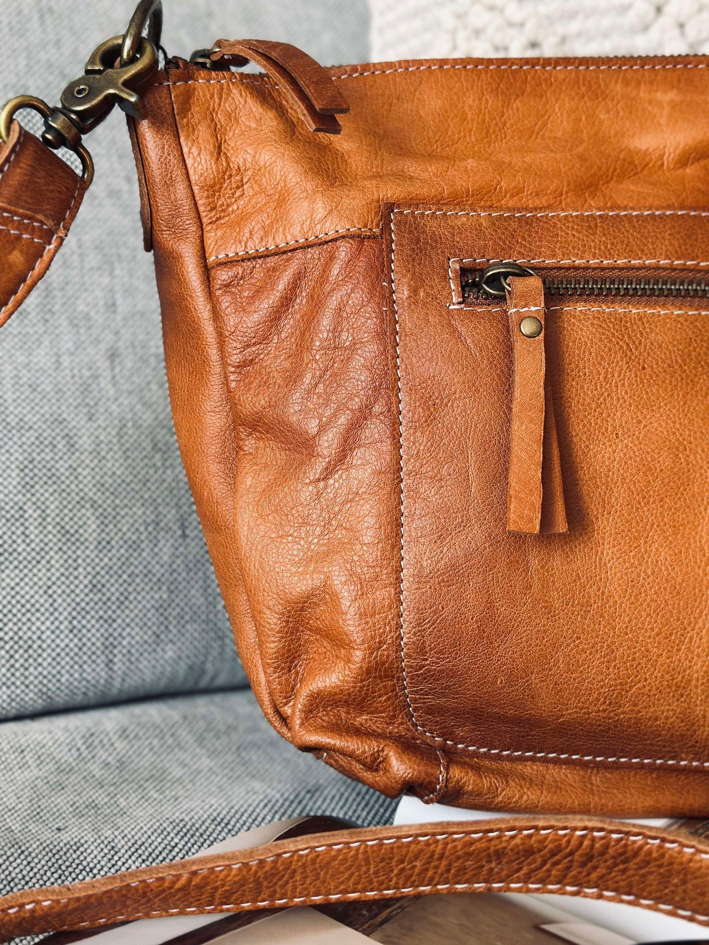Skulderveske Naomi small - Cognac
