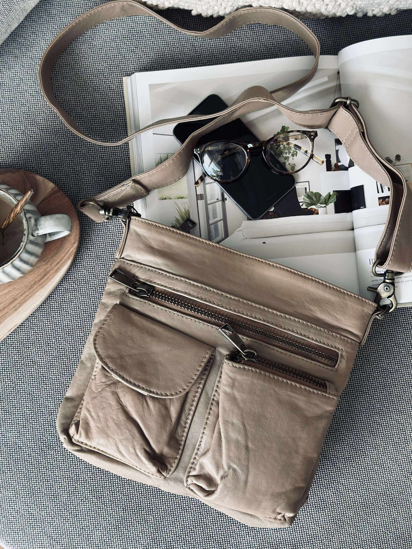 Crossbody LATTE - Ultra myk