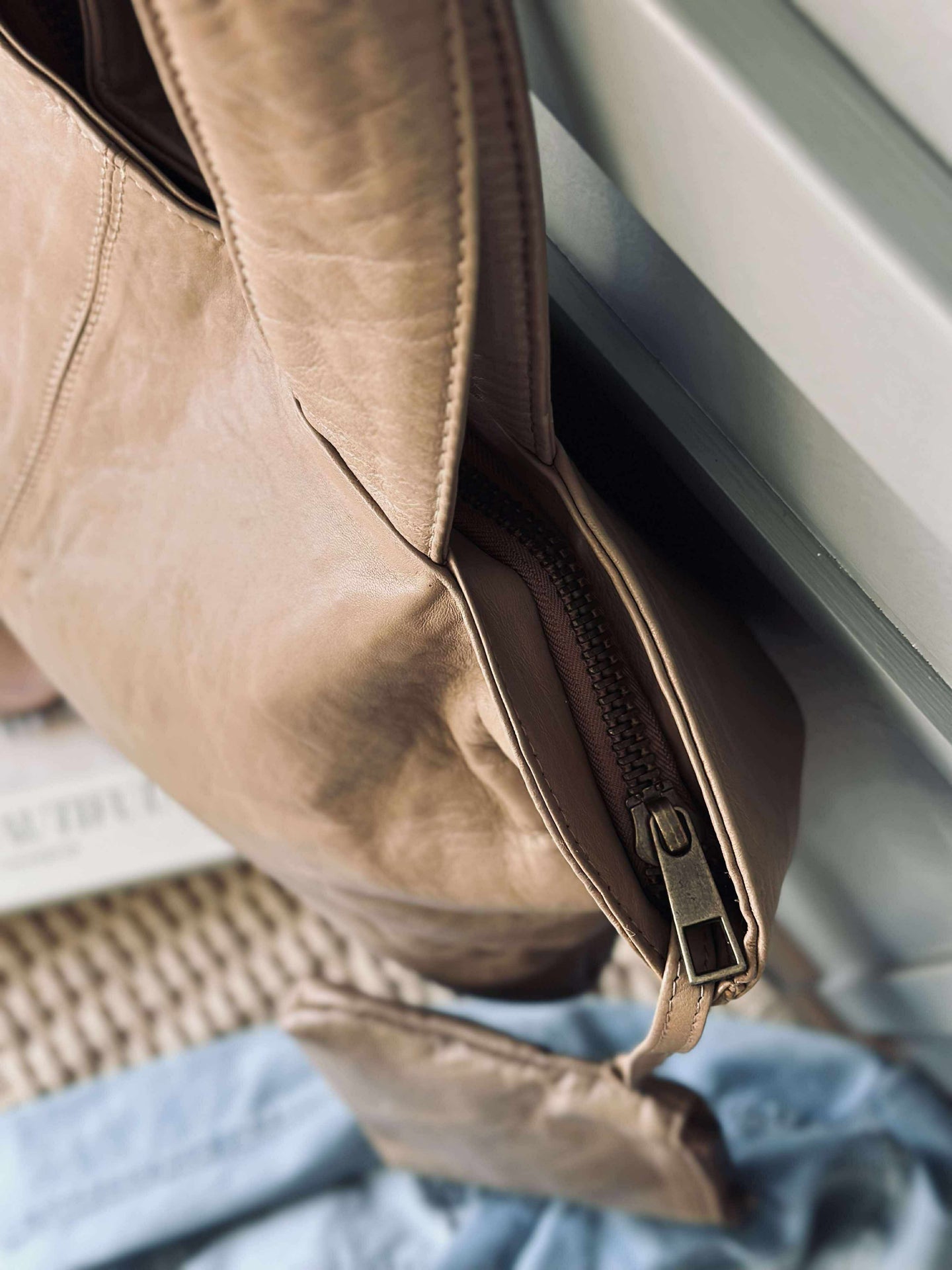 Shopper ink clutch MILLE – Latte