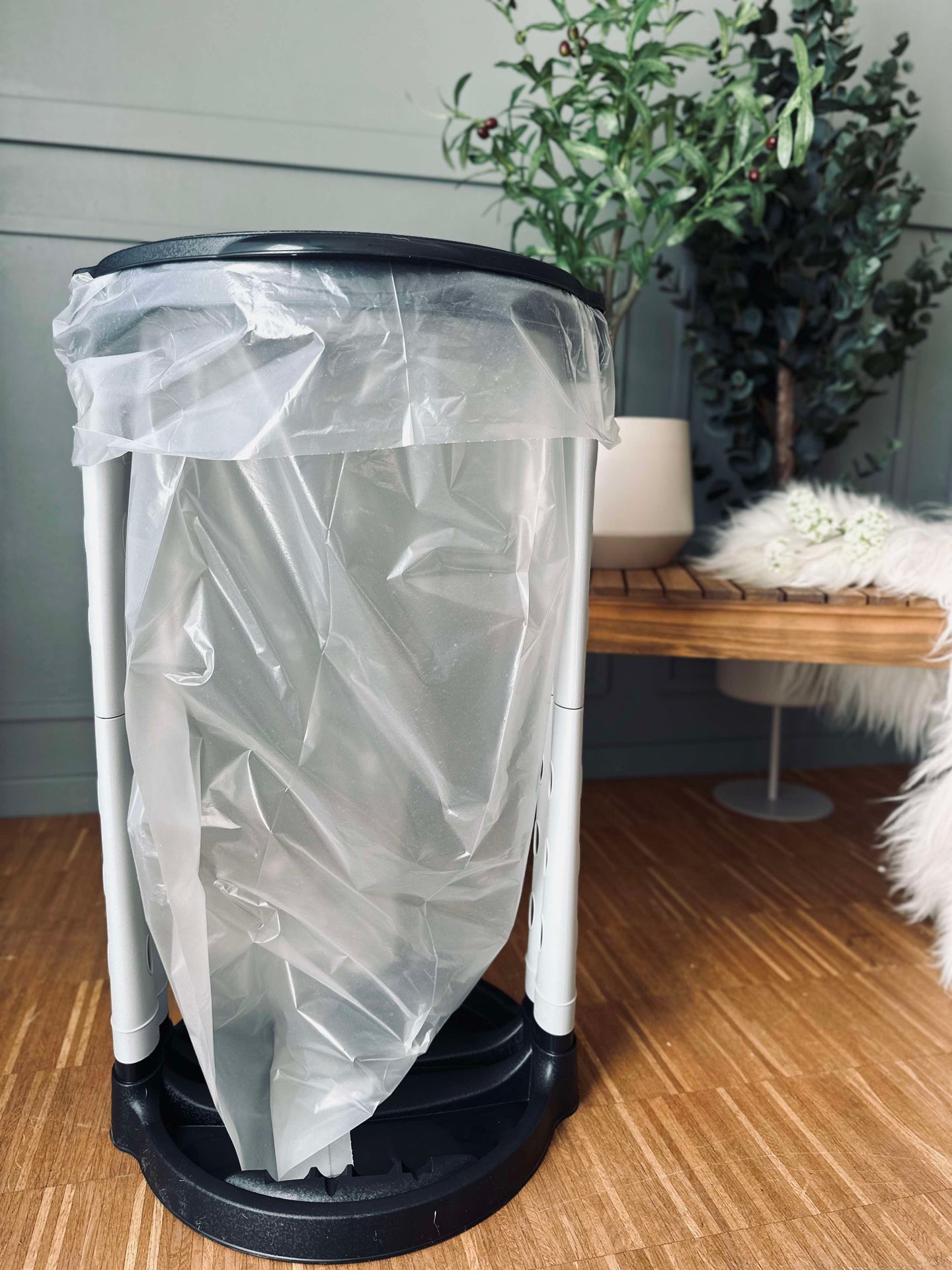 Stativ for søppelposer