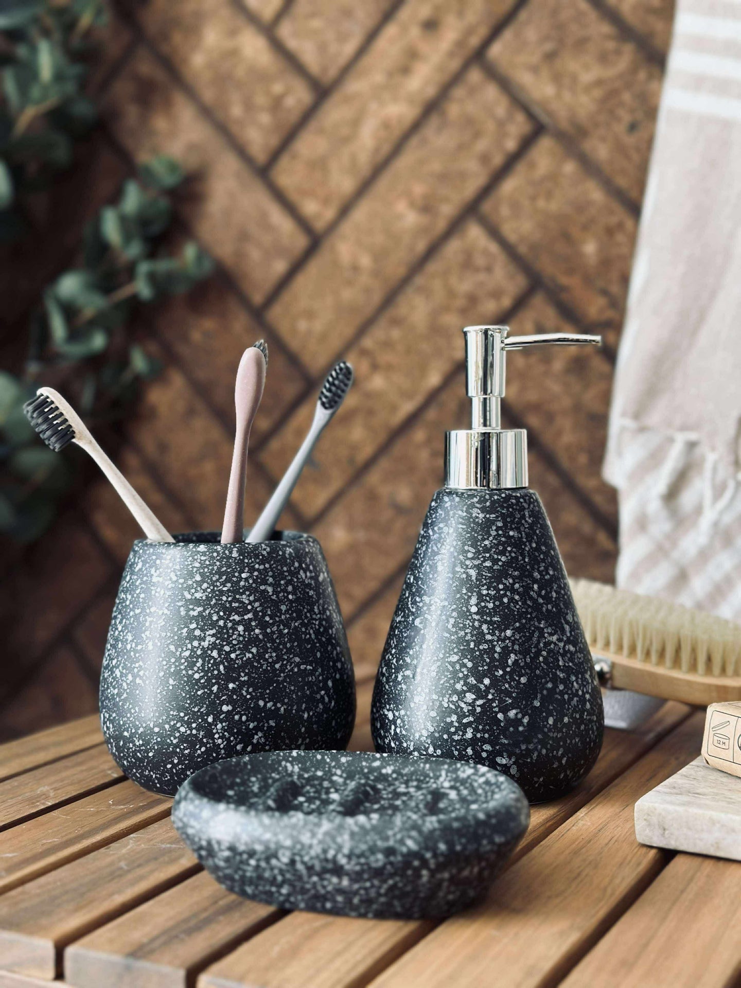 Baderomssett med 3 deler - Stone