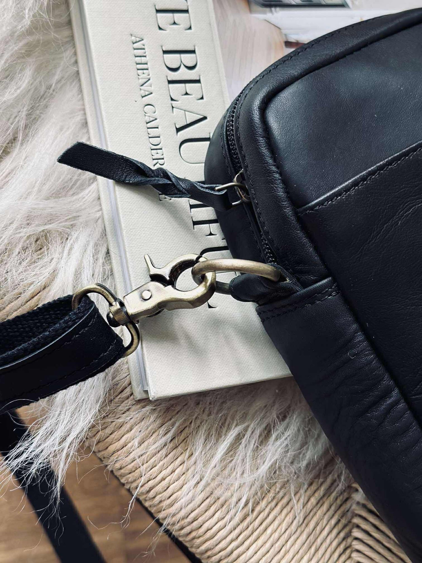Mobiltaske Emma - Svart