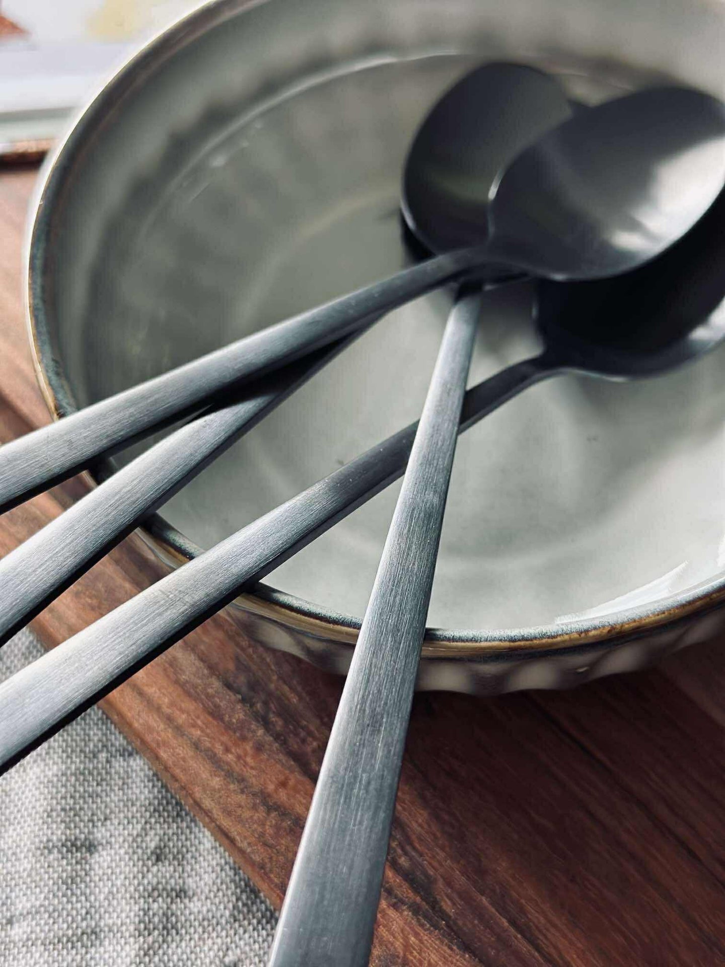 Latte Skjeer svart - 4 stk Rustfritt stål
