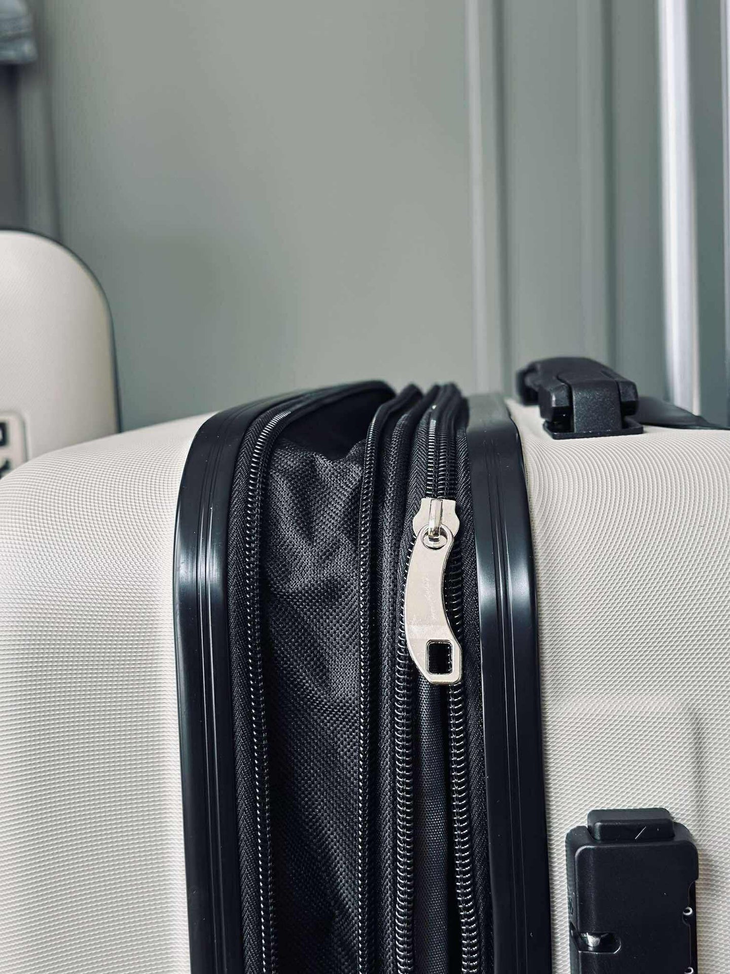 Koffertsett med 2 stk – Beige