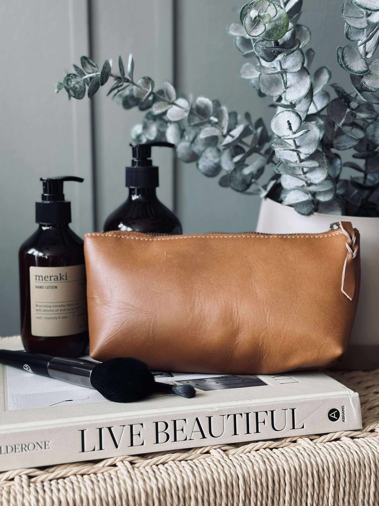 Sminkepung - Cognac leather