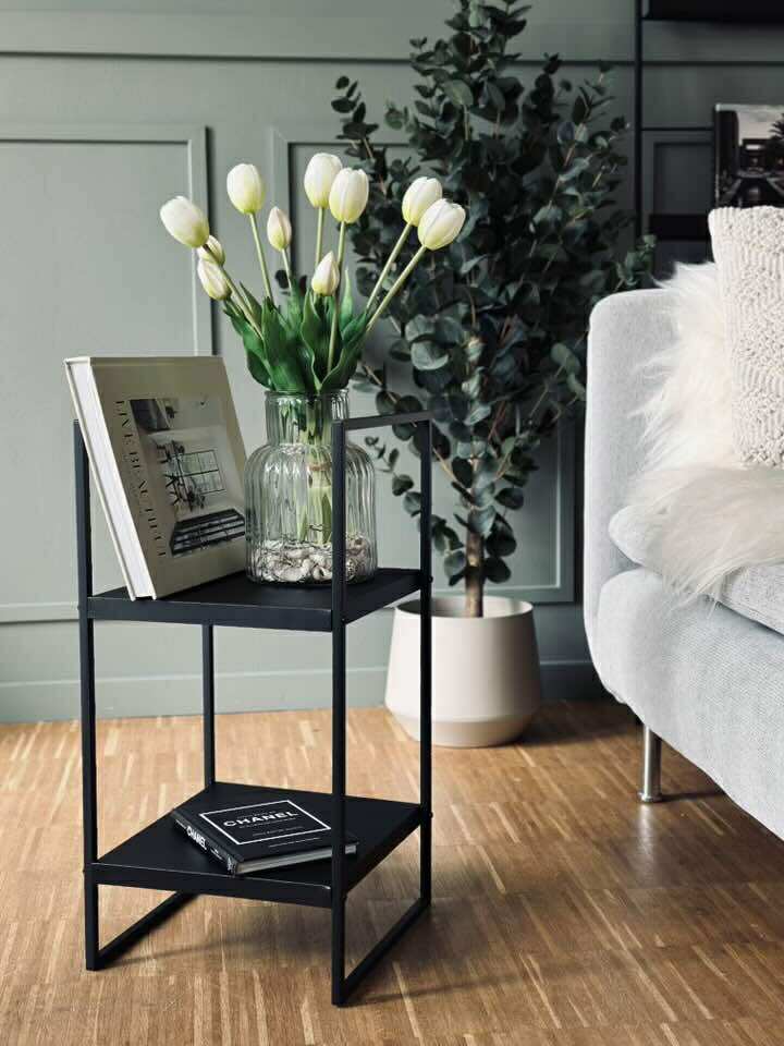 Sidebord - Svart metall