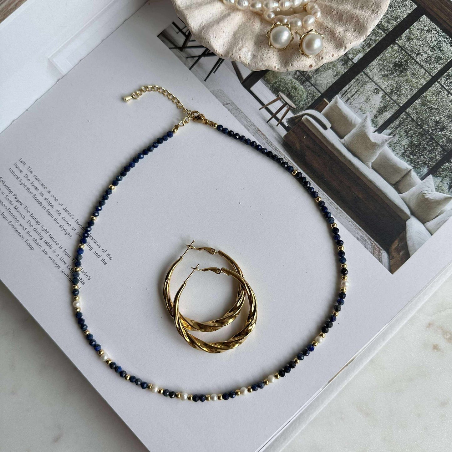 Halskjede Lilja - med ekte ferskvannsperler