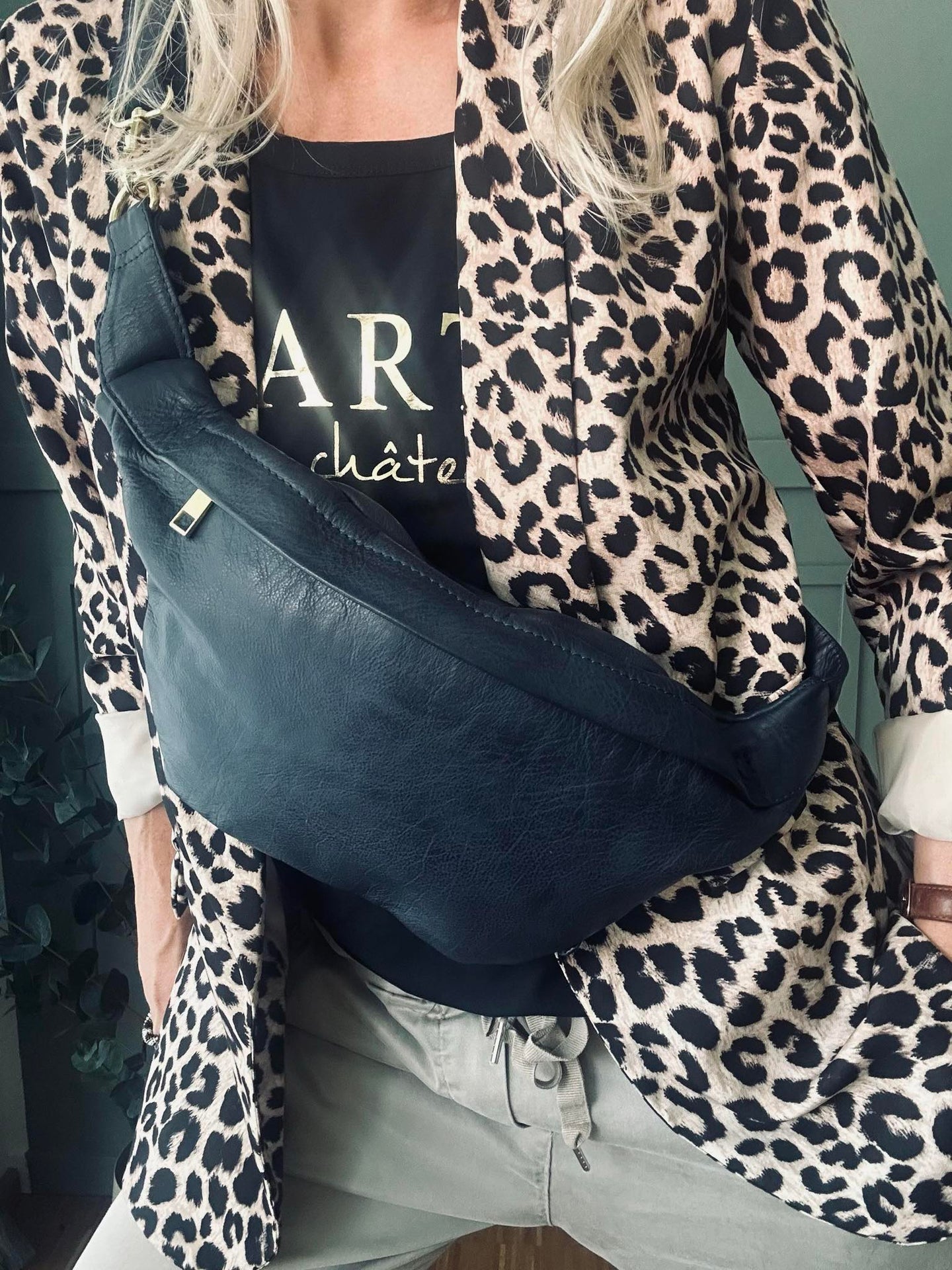Cool Buffy Bumbag i smørmykt lær - Midnight Blue