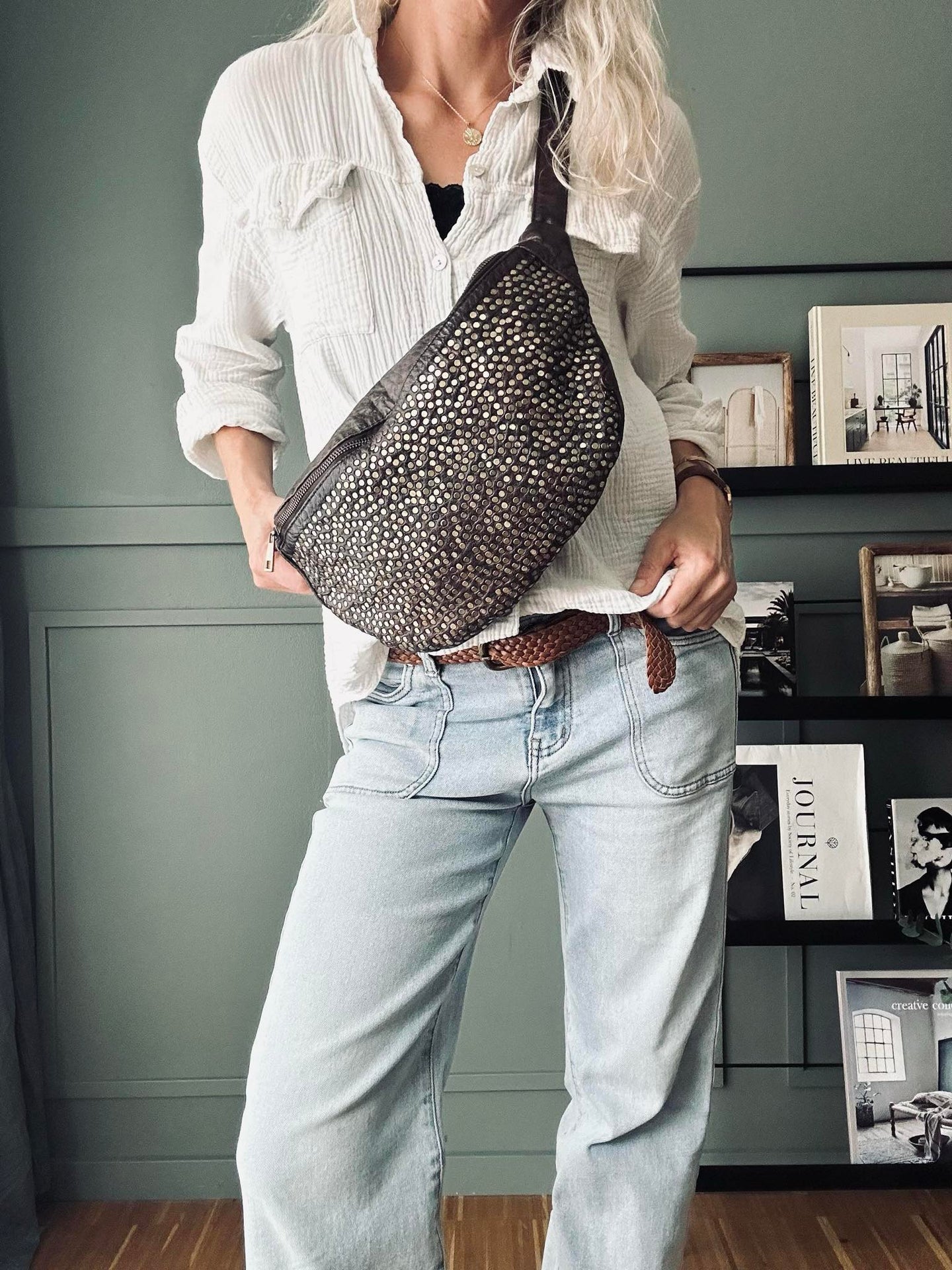 Bumbag Deluxe med nitter - Brun
