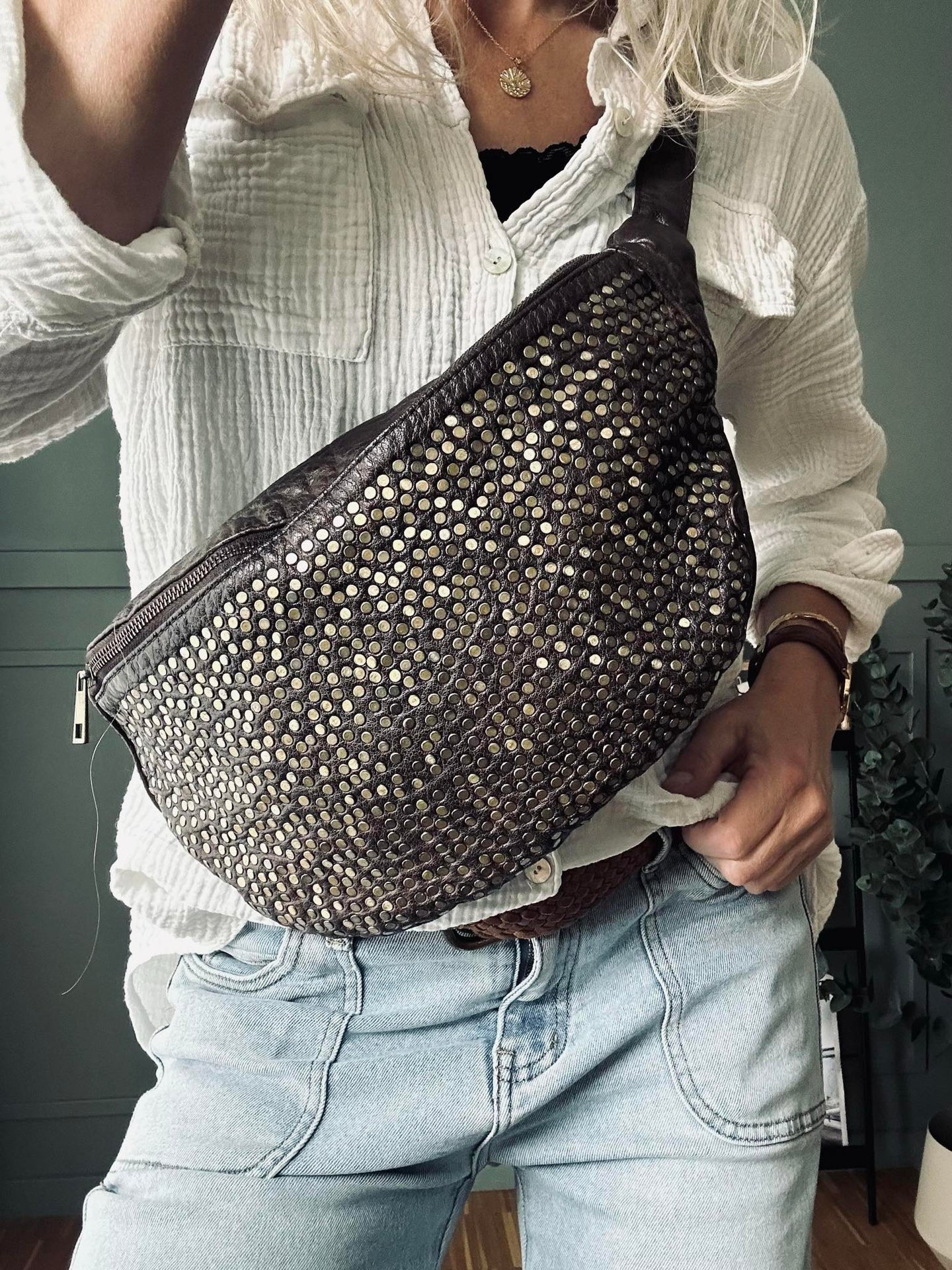 Bumbag Deluxe med nitter - Brun