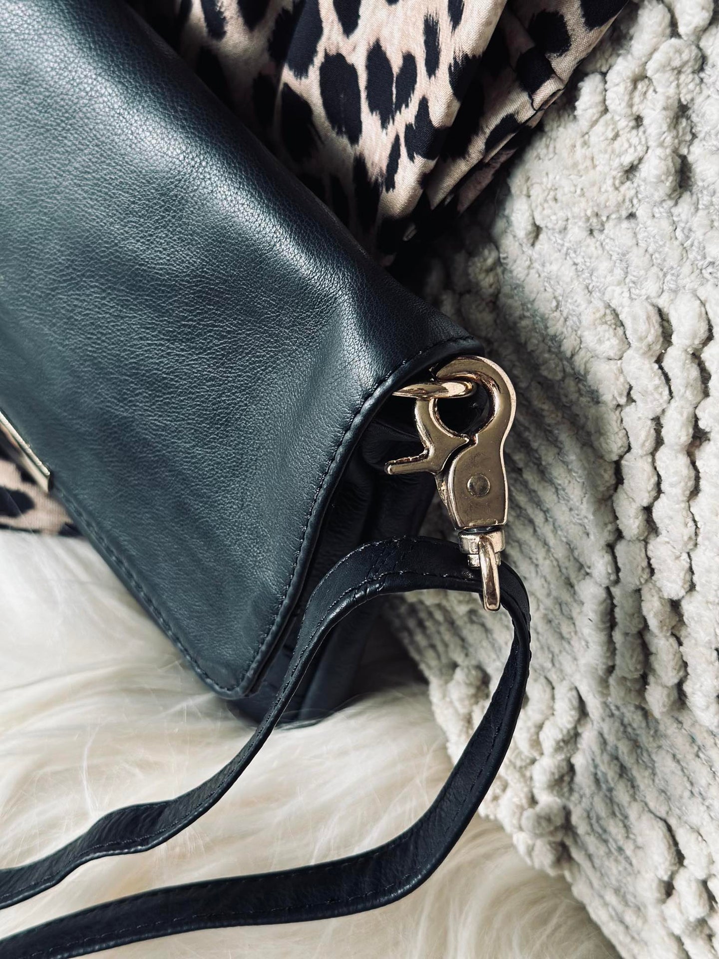 Clutch Elegant svart / gull