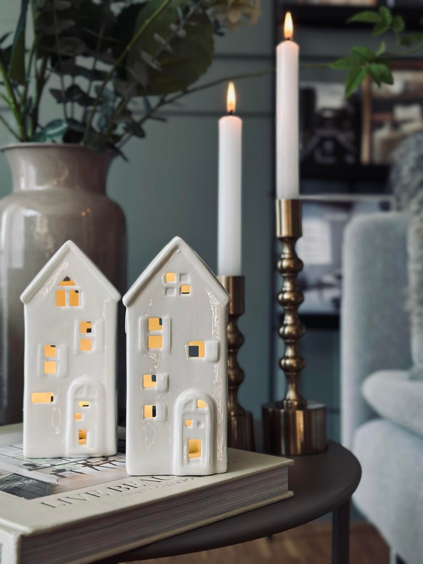 Lyshus med LED - WHITE MIX