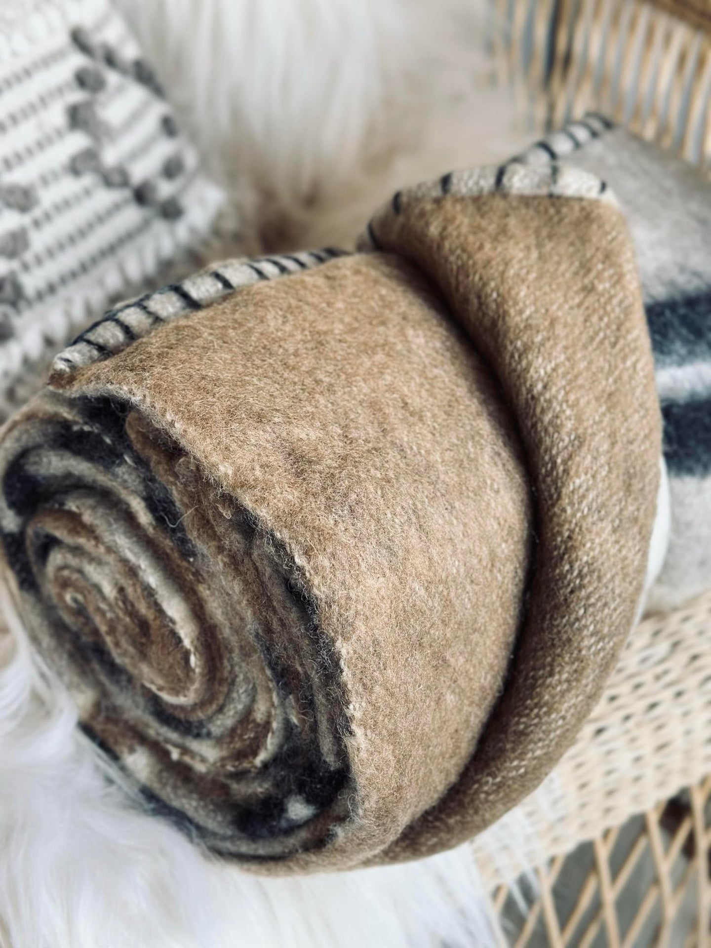 Pledd 100 % ull - Taupe stripe