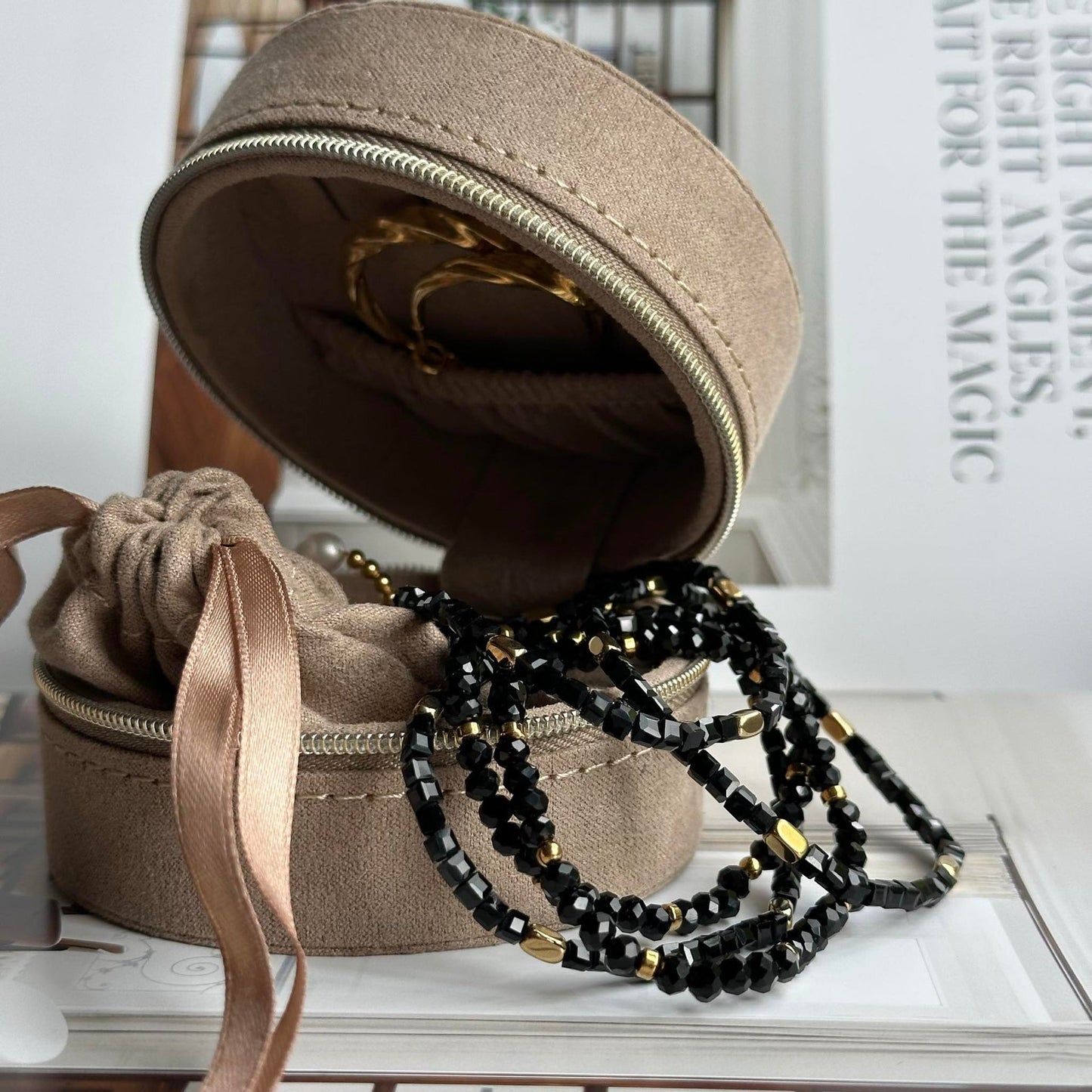 Armbånd Merle Sort mix - Sett med 5 stk