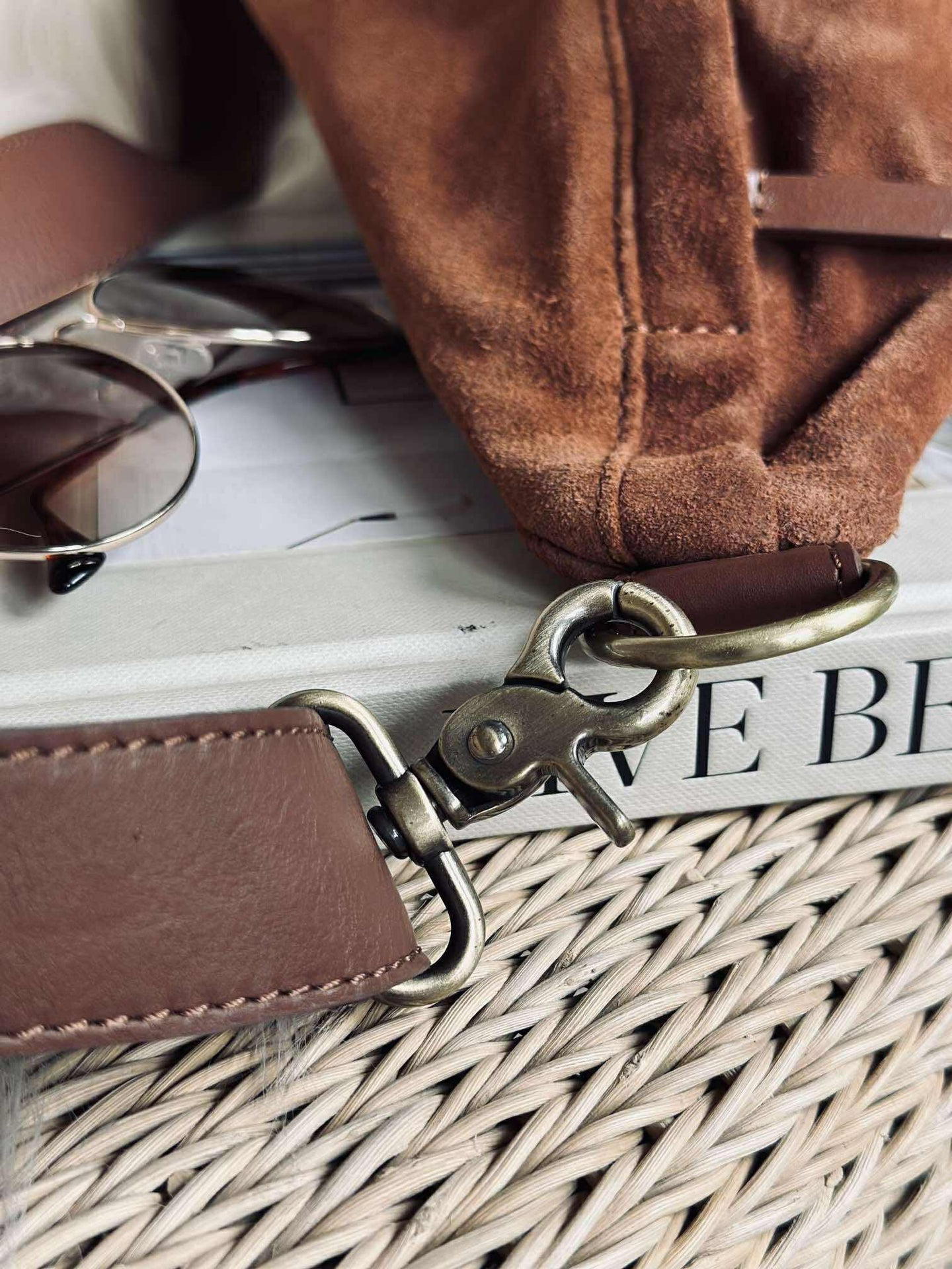 Vakker semsket skinn-bumbag - Cognac