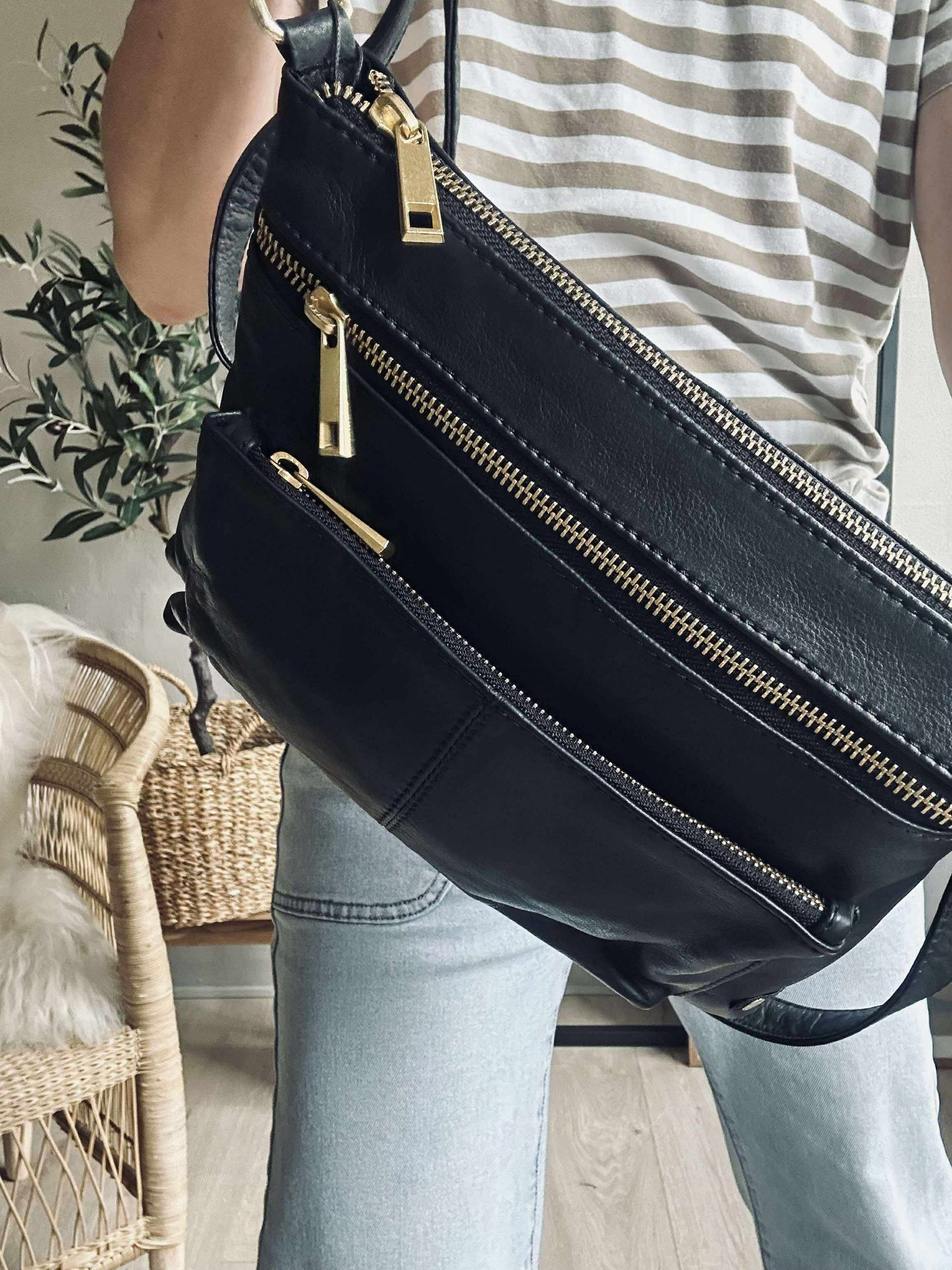 Crossover - Black / gold